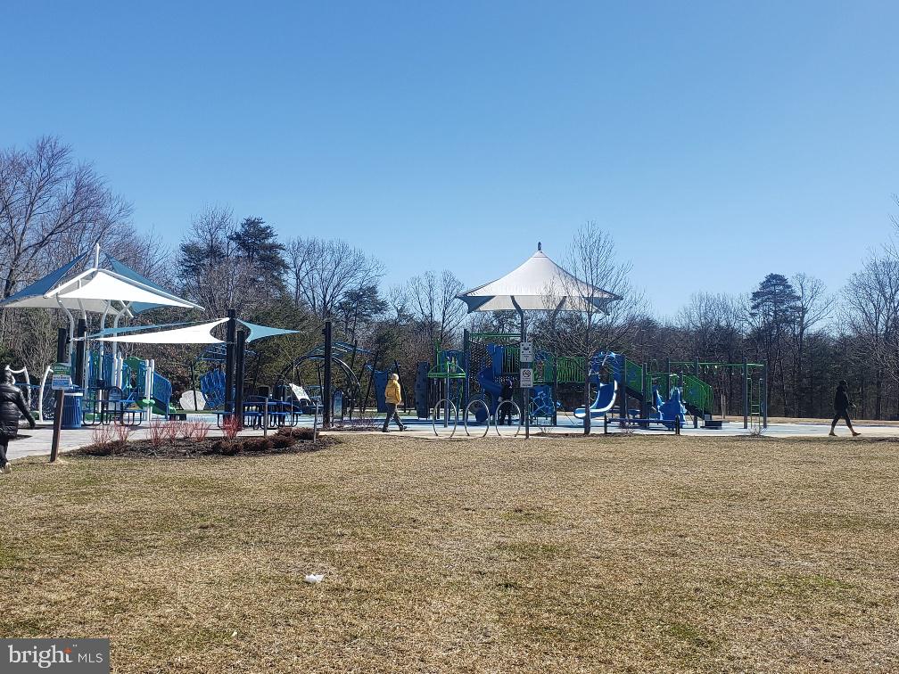 WESTPHALIA WOODS - Residential