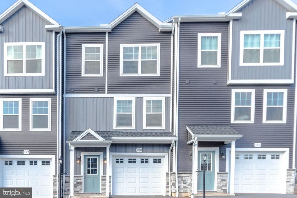 Photo of 120 Highpoint Park Drive, PLEASANT GAP, PA 16823 (MLS # PACE2517220)