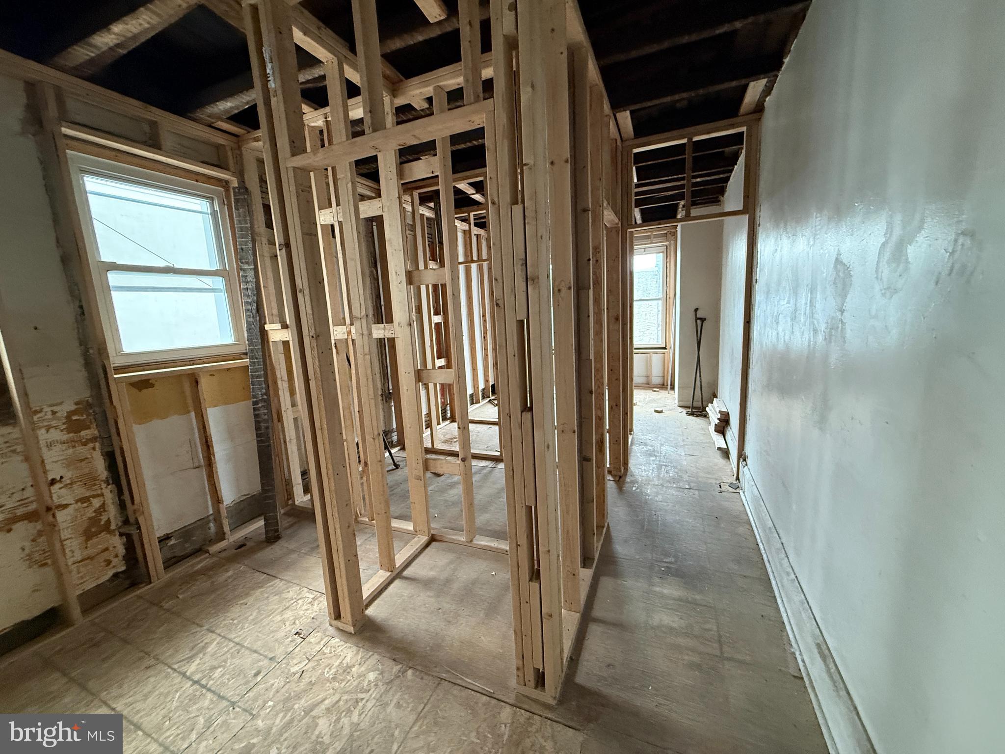 PASSYUNK SQUARE - Residential Income