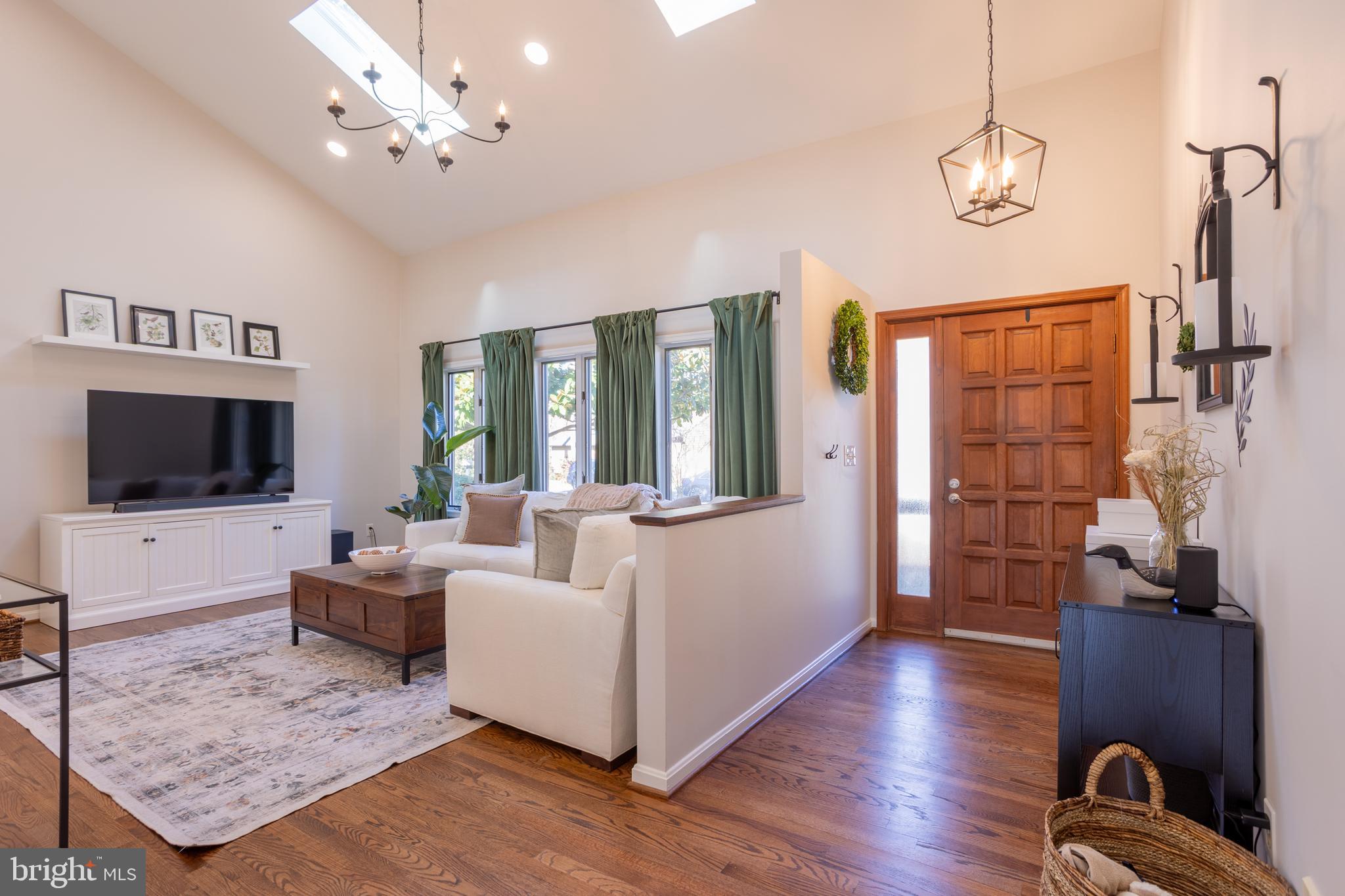 TALL TIMBERS - Residential