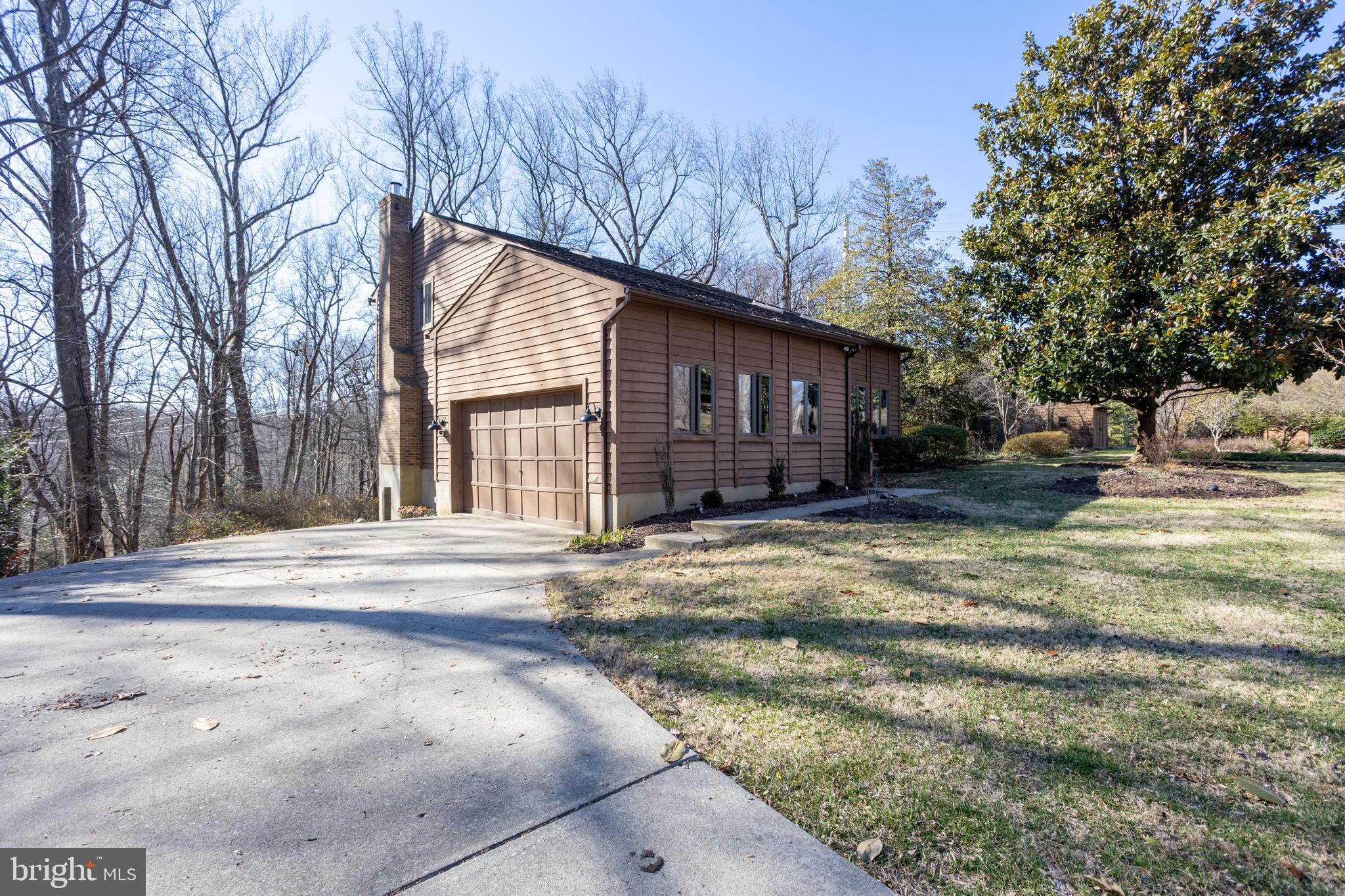 TALL TIMBERS - Residential