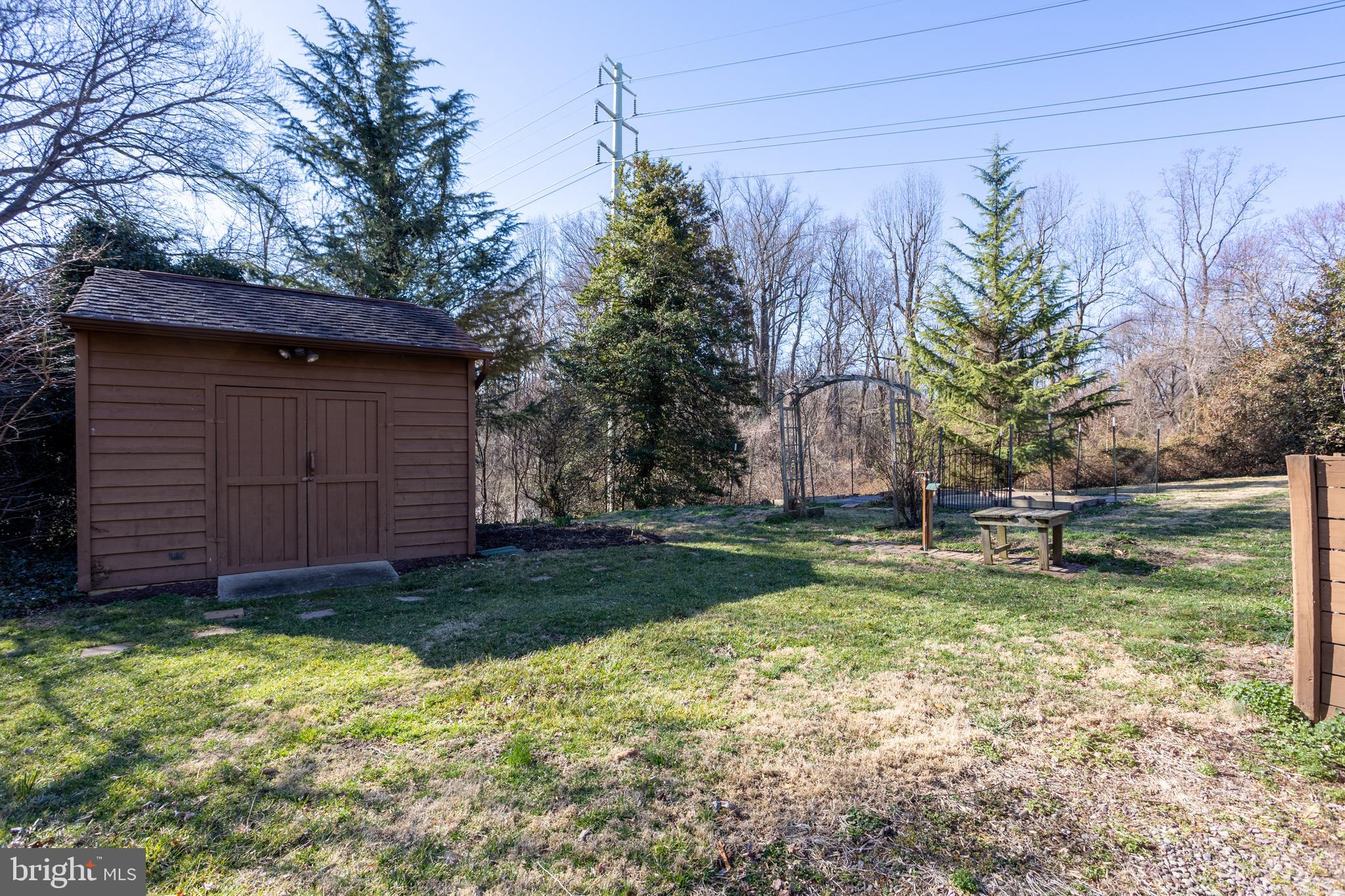 TALL TIMBERS - Residential