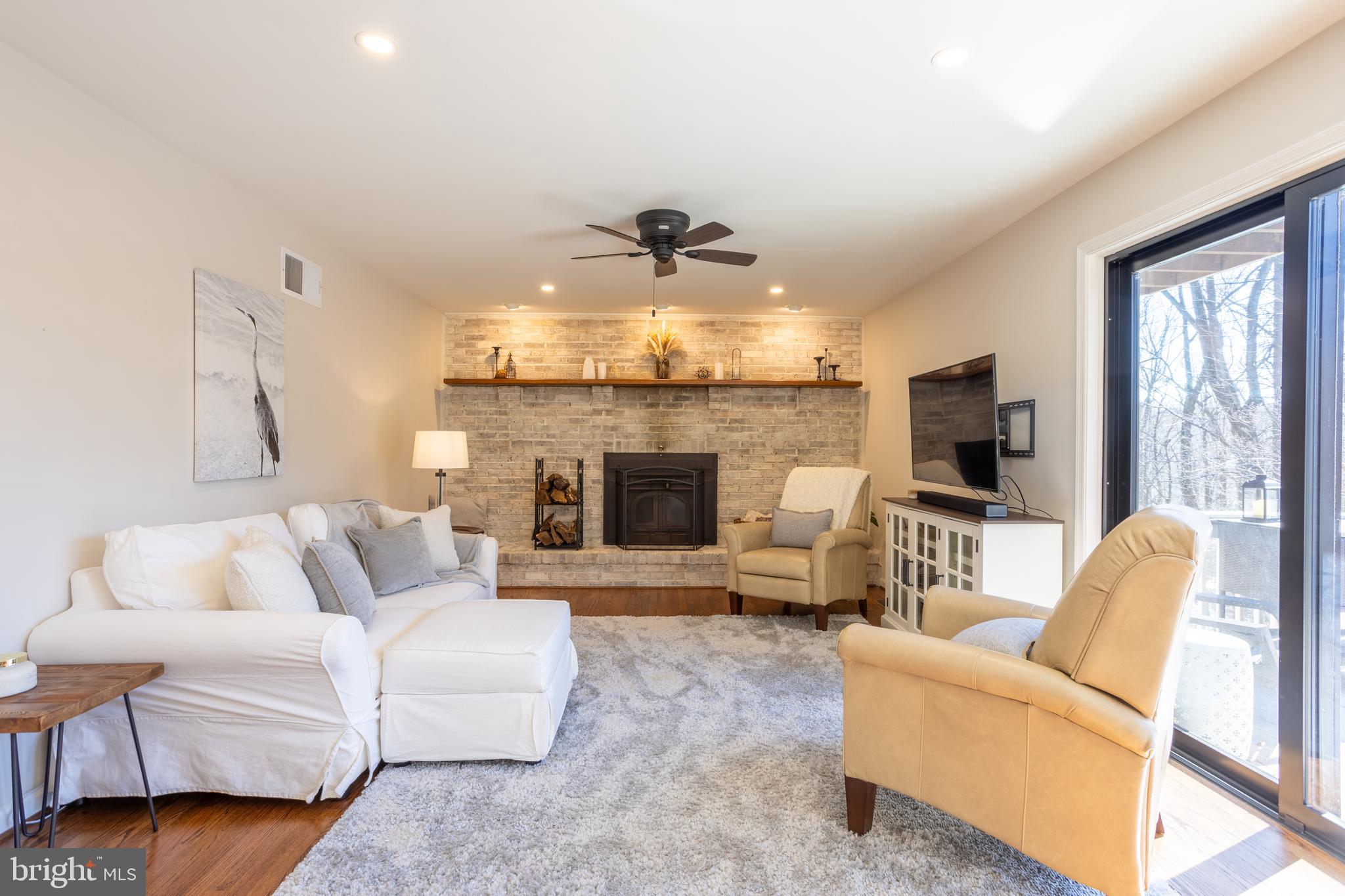 TALL TIMBERS - Residential