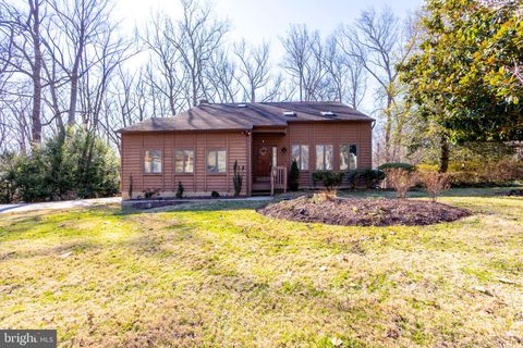 Homes For Sale - 1307 Tall Timbers Drive<br/> CROWNSVILLE, MD 21032