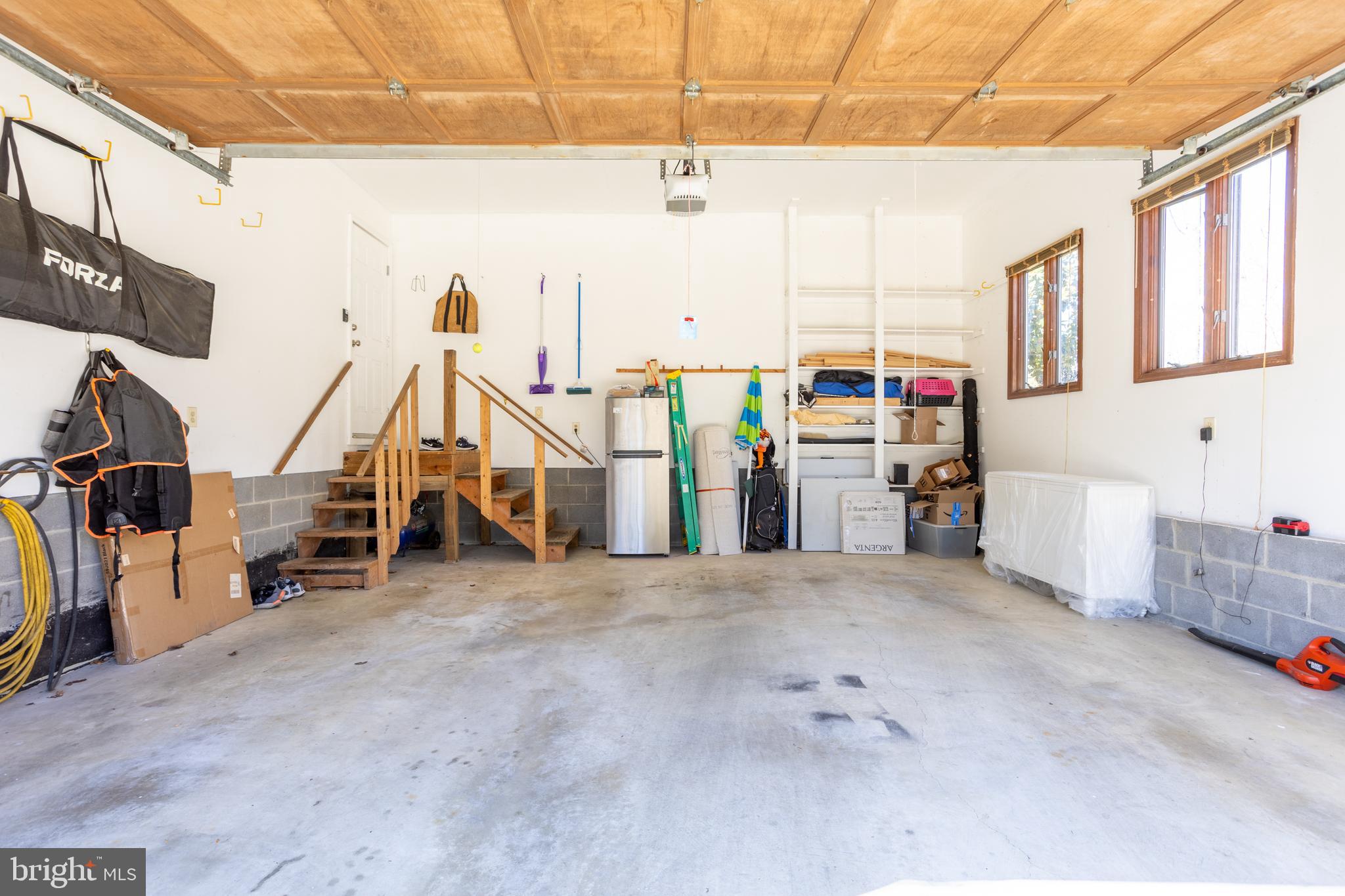 TALL TIMBERS - Residential