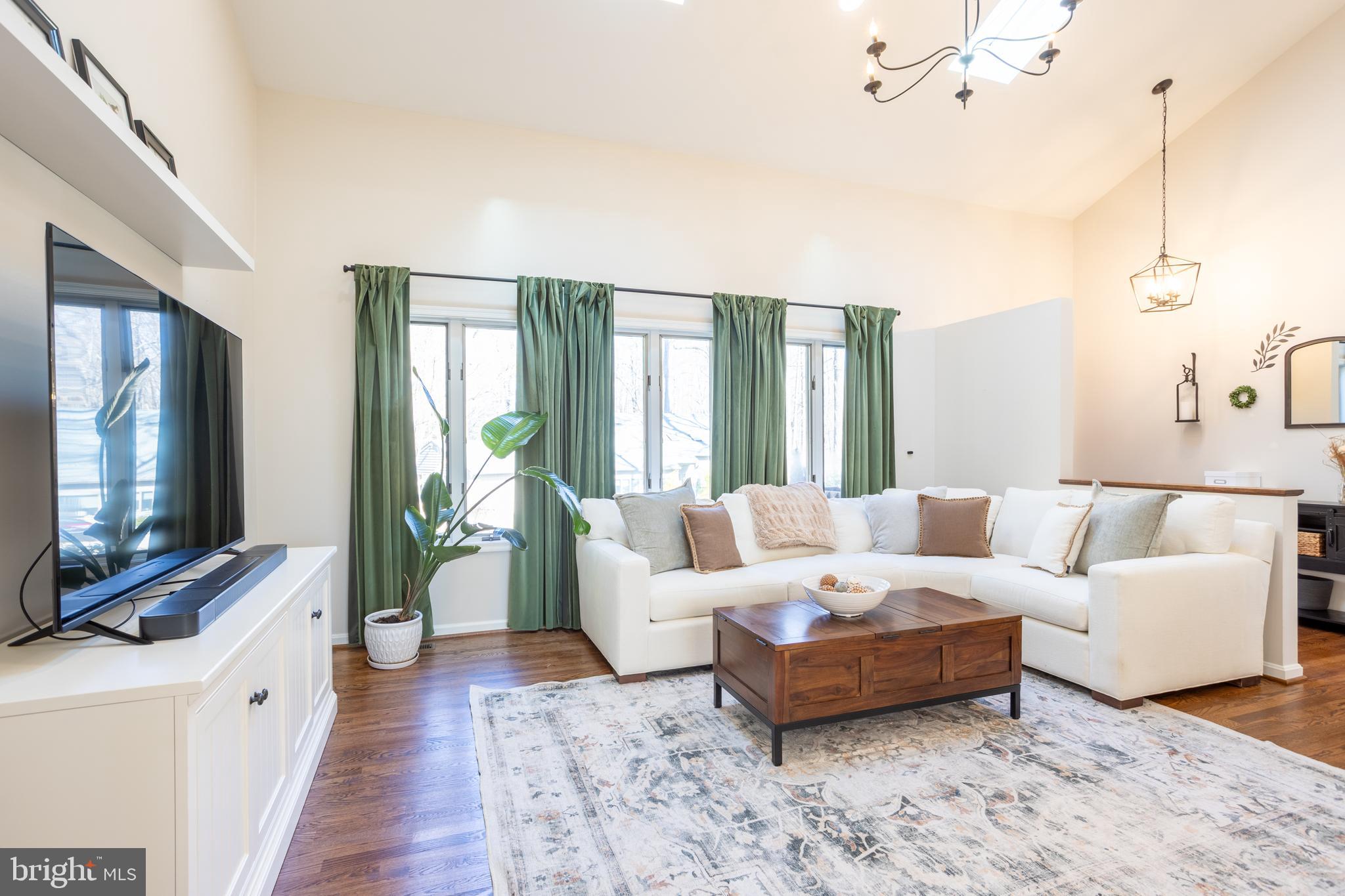 TALL TIMBERS - Residential