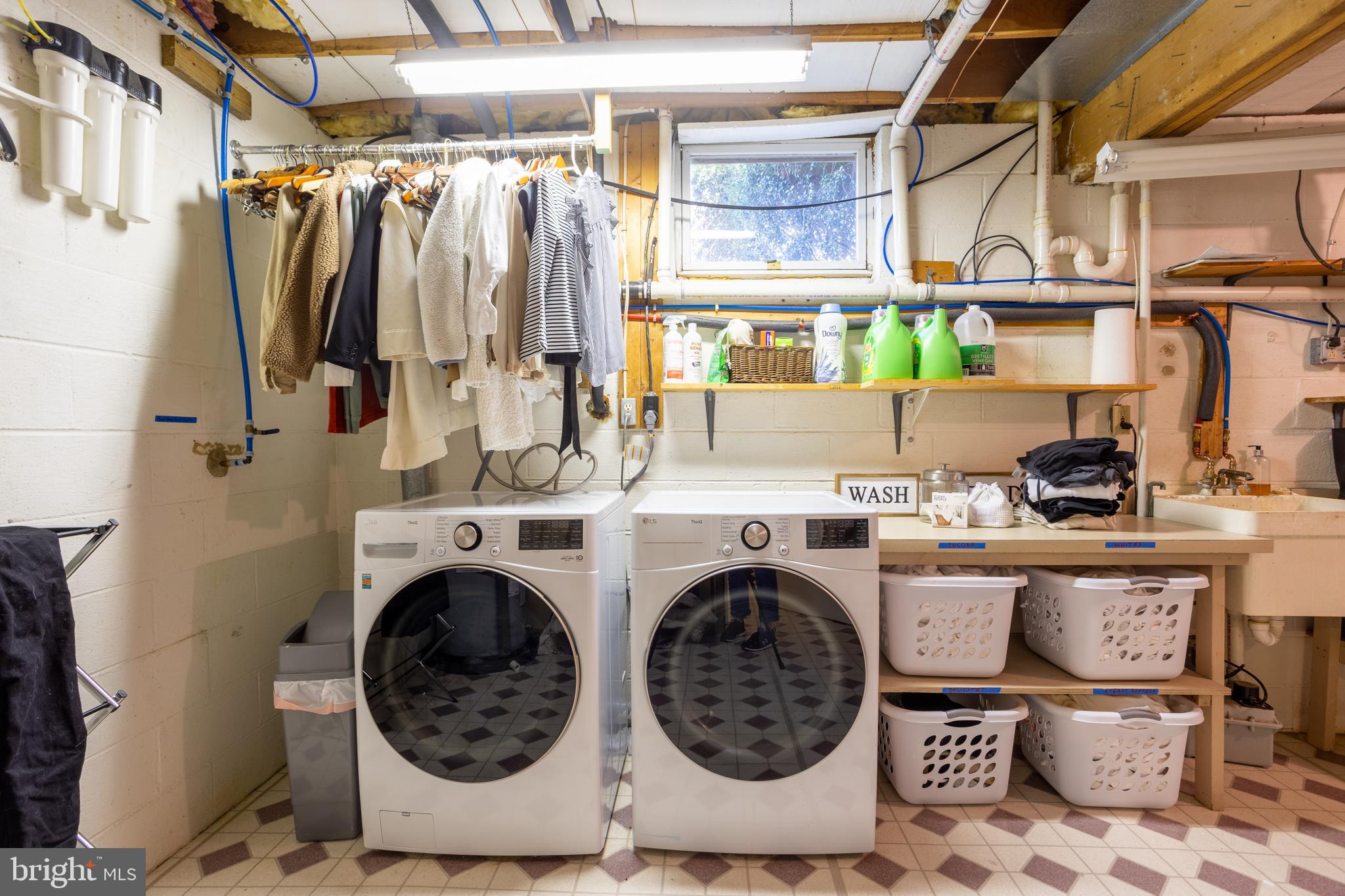 TALL TIMBERS - Residential