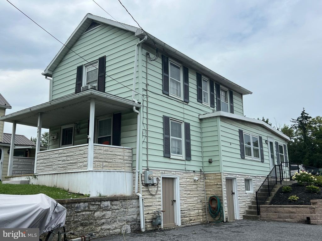 Photo of 341 W Baltimore St, GREENCASTLE, PA 17263 (MLS # PAFL2028934)