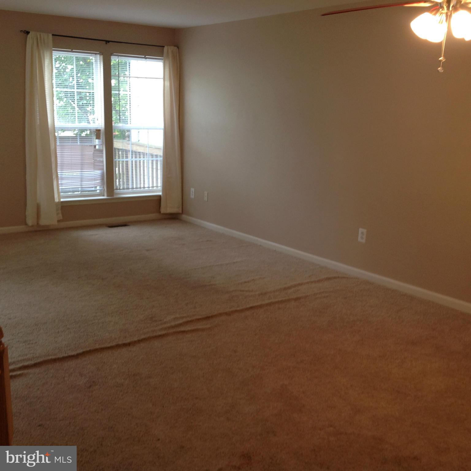 PENNSYLVANIA CROSSING - Residential Lease