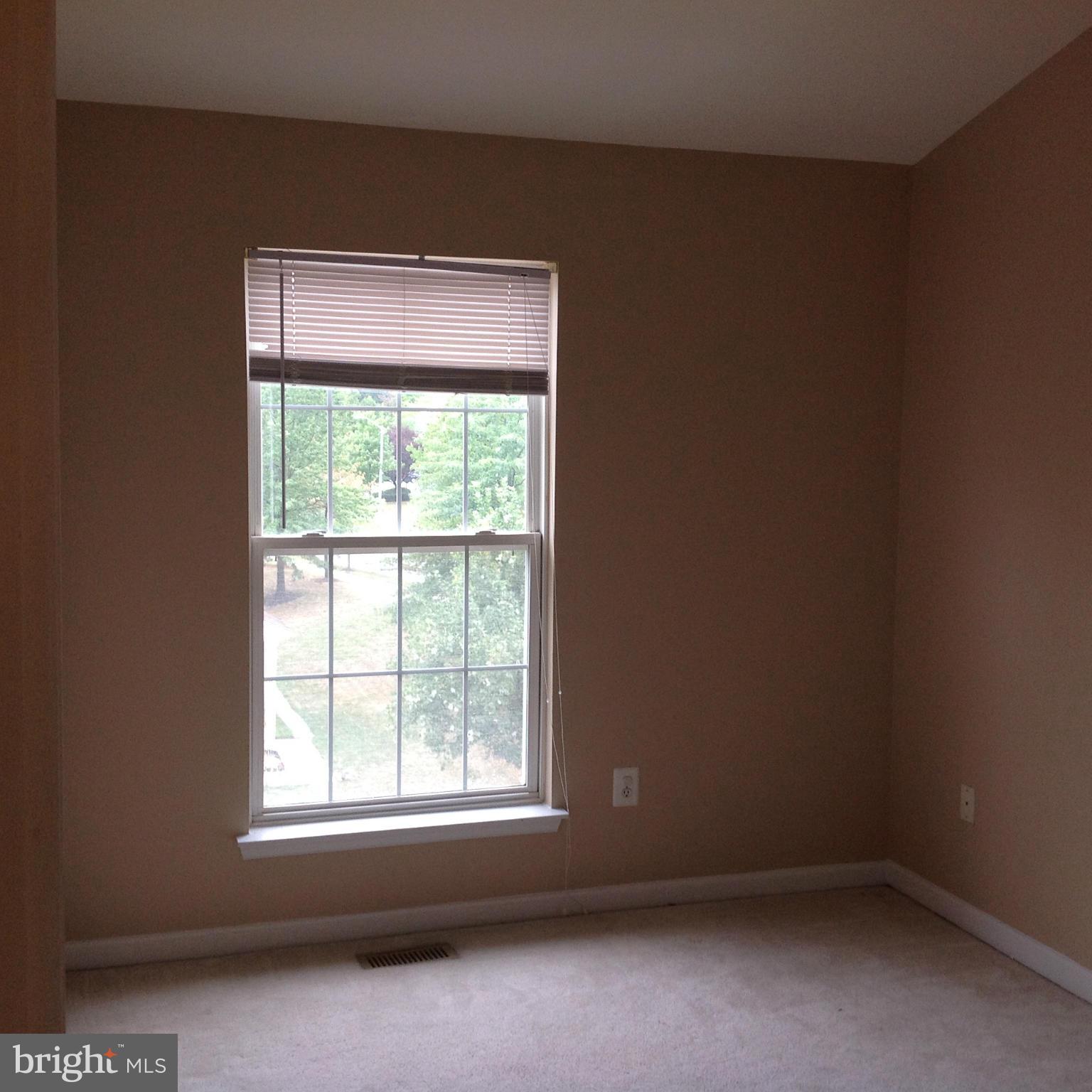 PENNSYLVANIA CROSSING - Residential Lease