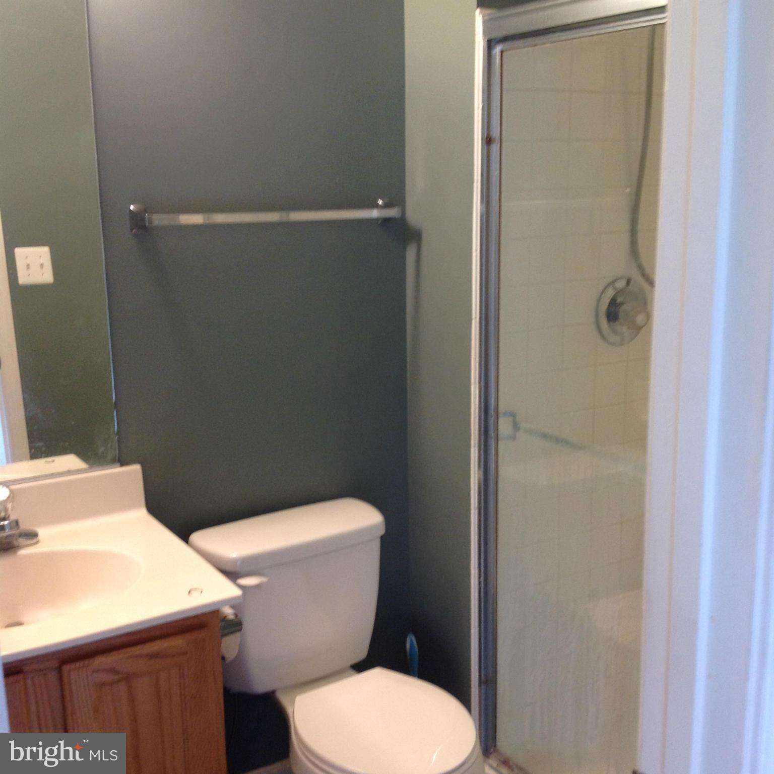 PENNSYLVANIA CROSSING - Residential Lease