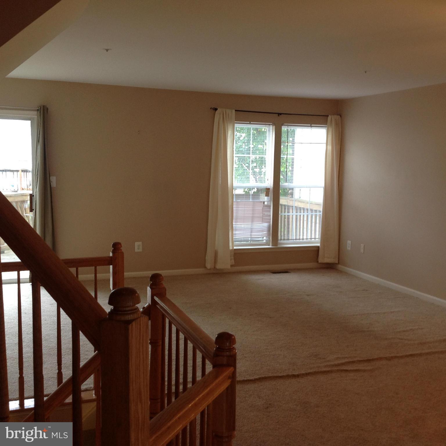 PENNSYLVANIA CROSSING - Residential Lease