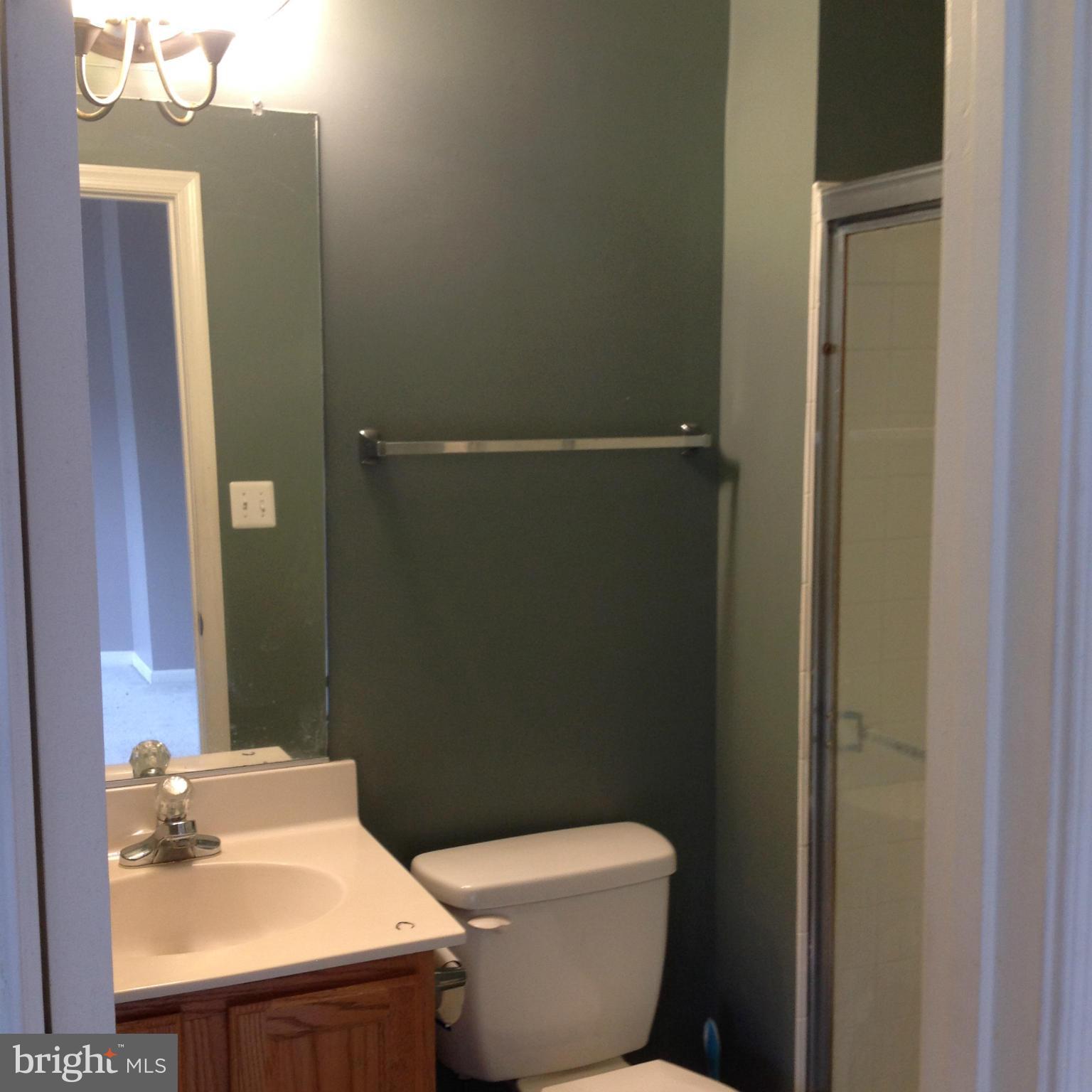 PENNSYLVANIA CROSSING - Residential Lease