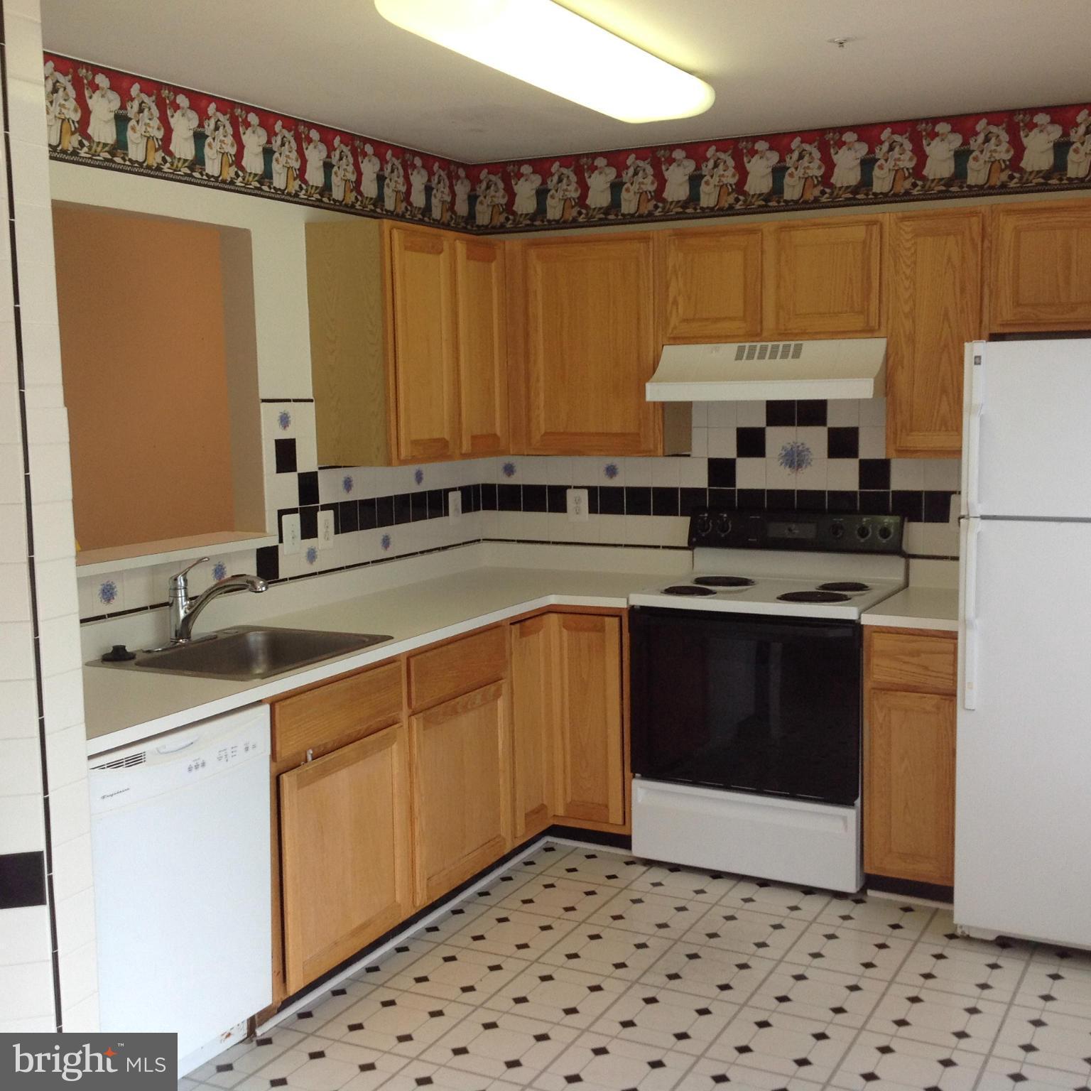 PENNSYLVANIA CROSSING - Residential Lease