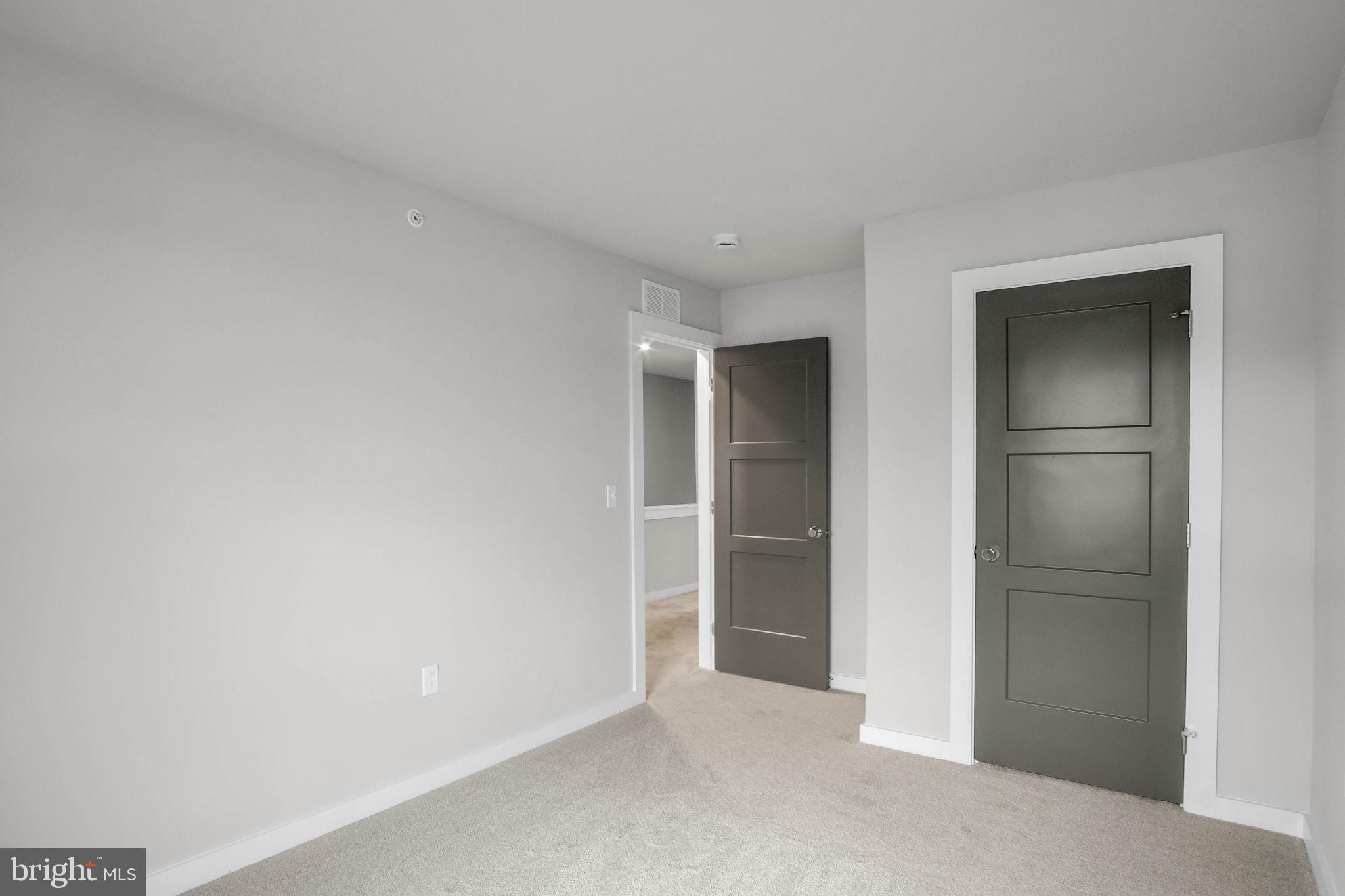 CREEK TERRACE - Residential