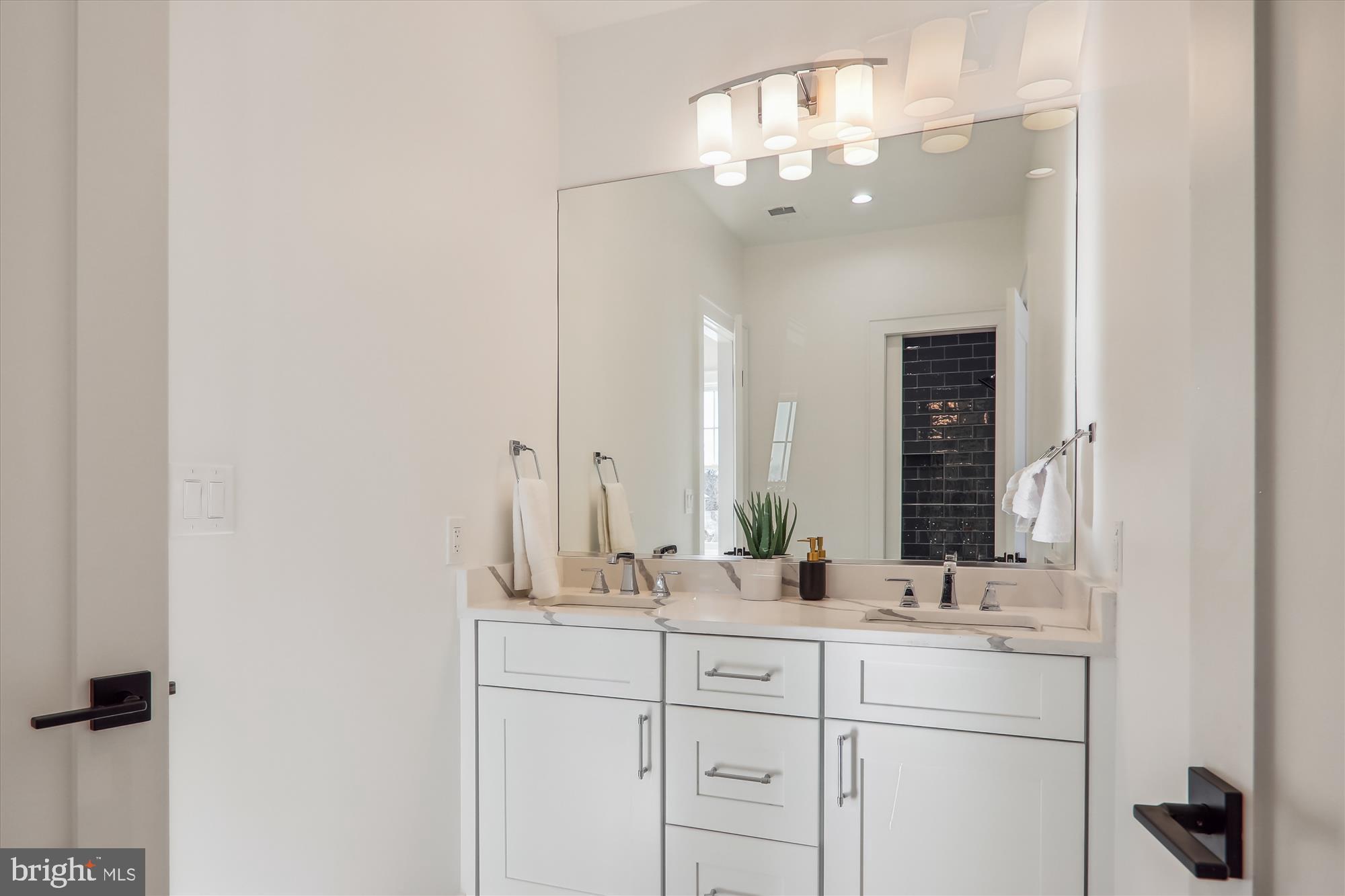 GARRETT PARK ESTATES - Residential