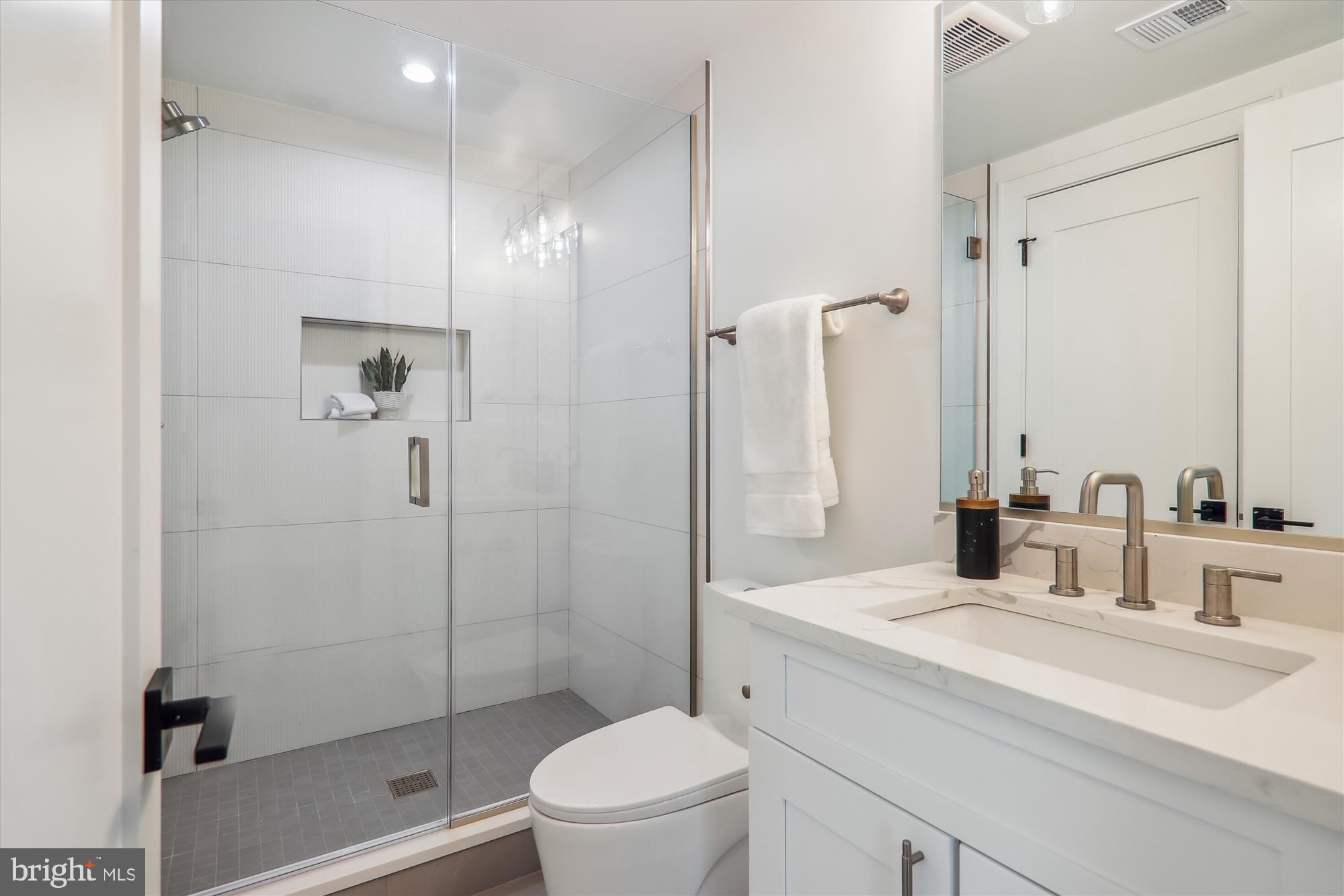 GARRETT PARK ESTATES - Residential