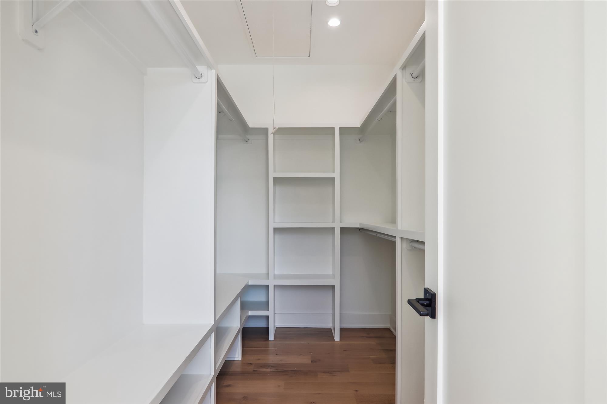 GARRETT PARK ESTATES - Residential