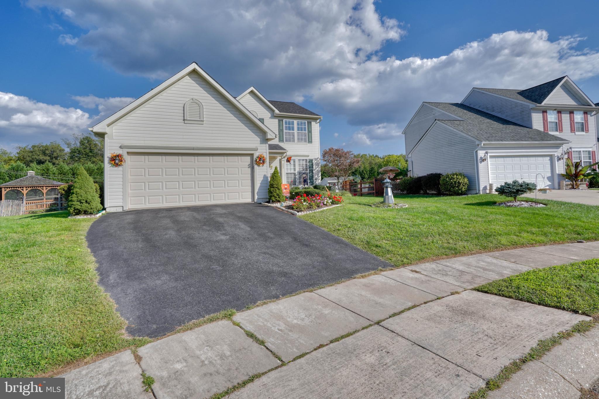 OTTER CREEK LANDING - Residential