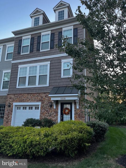 8898 ENGLEWOOD FARMS DRIVE MANASSAS VA 20112