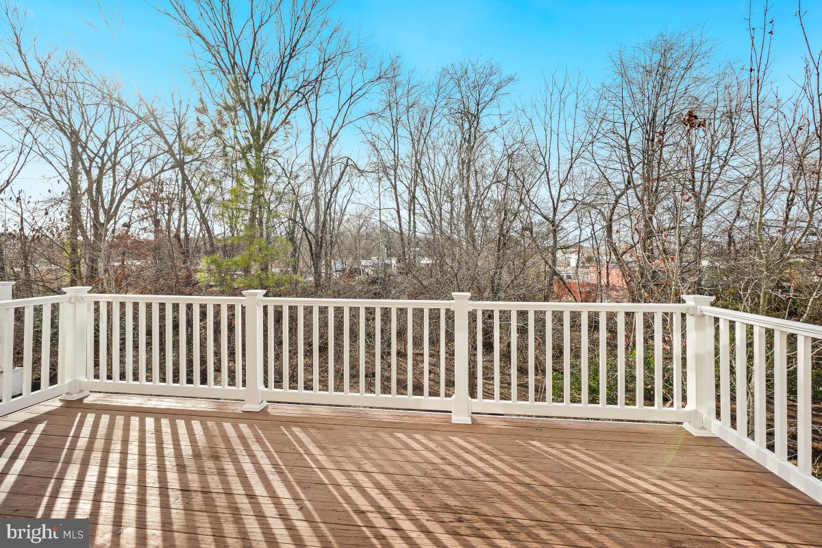 BRADLEY SQUARE - Residential