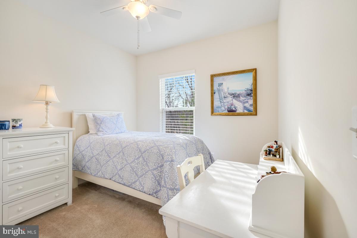 BRADLEY SQUARE - Residential