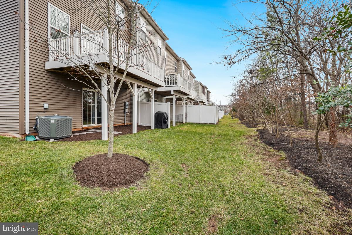 BRADLEY SQUARE - Residential