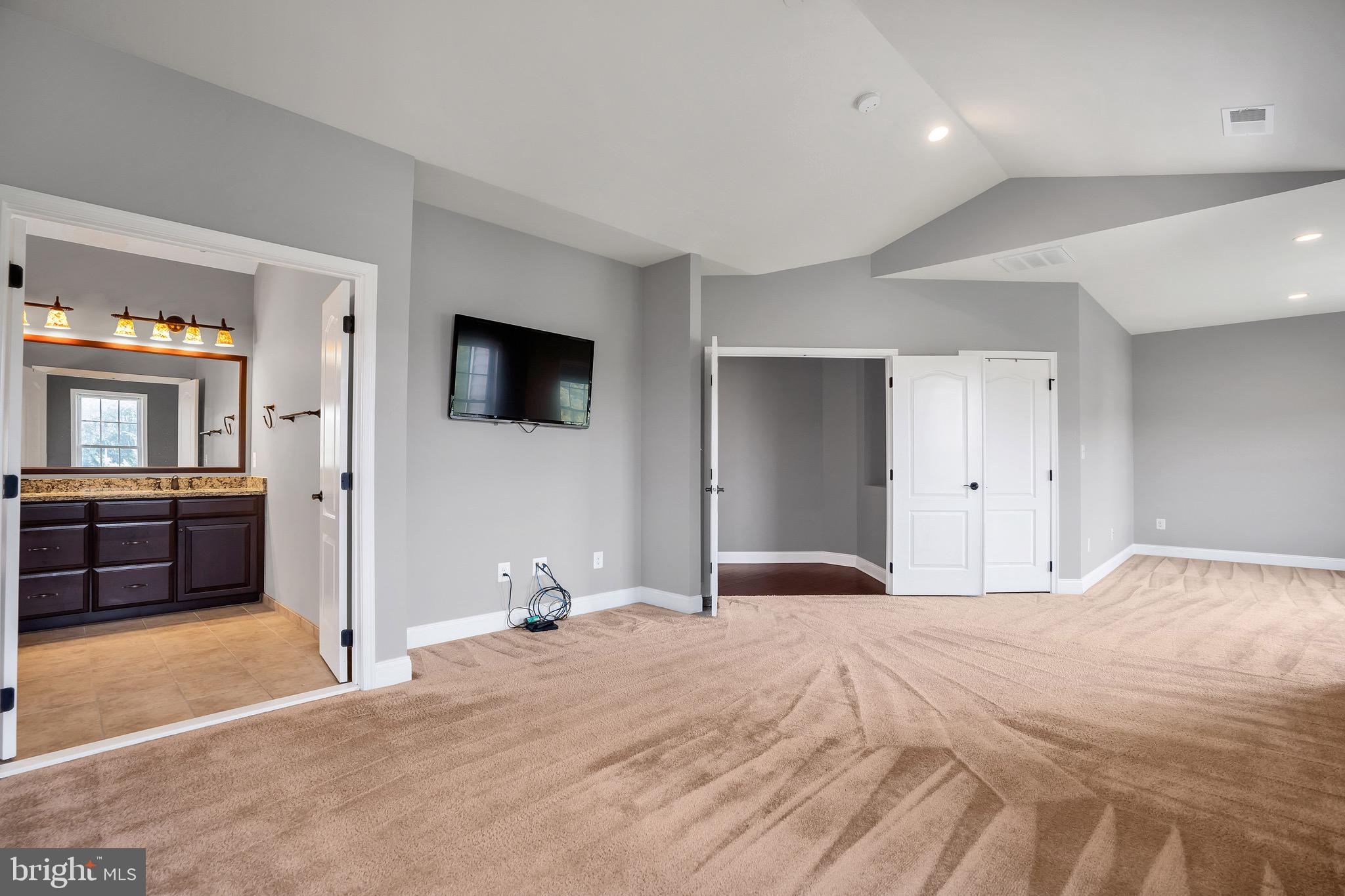 DOMINION VALLEY COUNTRY CLUB - Residential