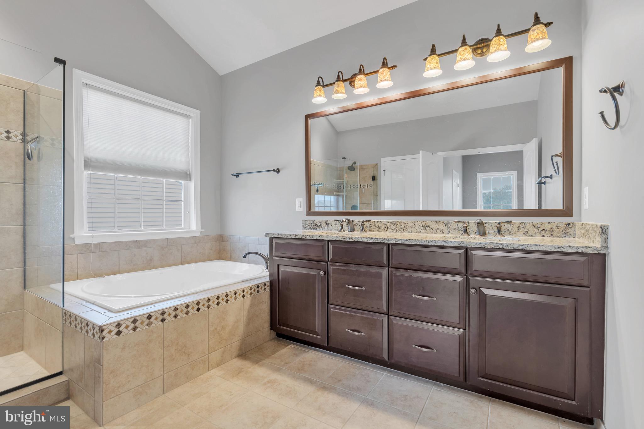 DOMINION VALLEY COUNTRY CLUB - Residential