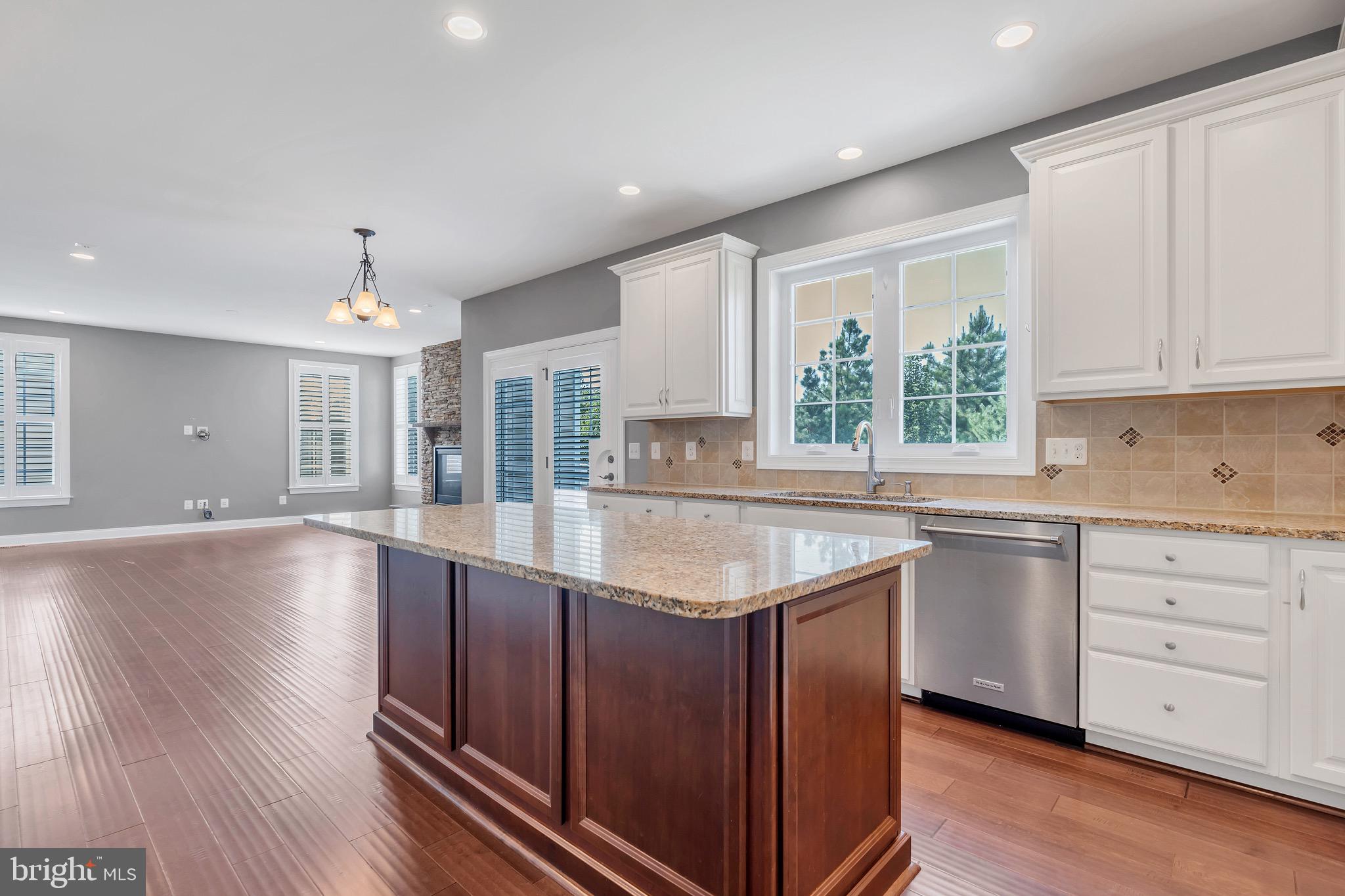 DOMINION VALLEY COUNTRY CLUB - Residential