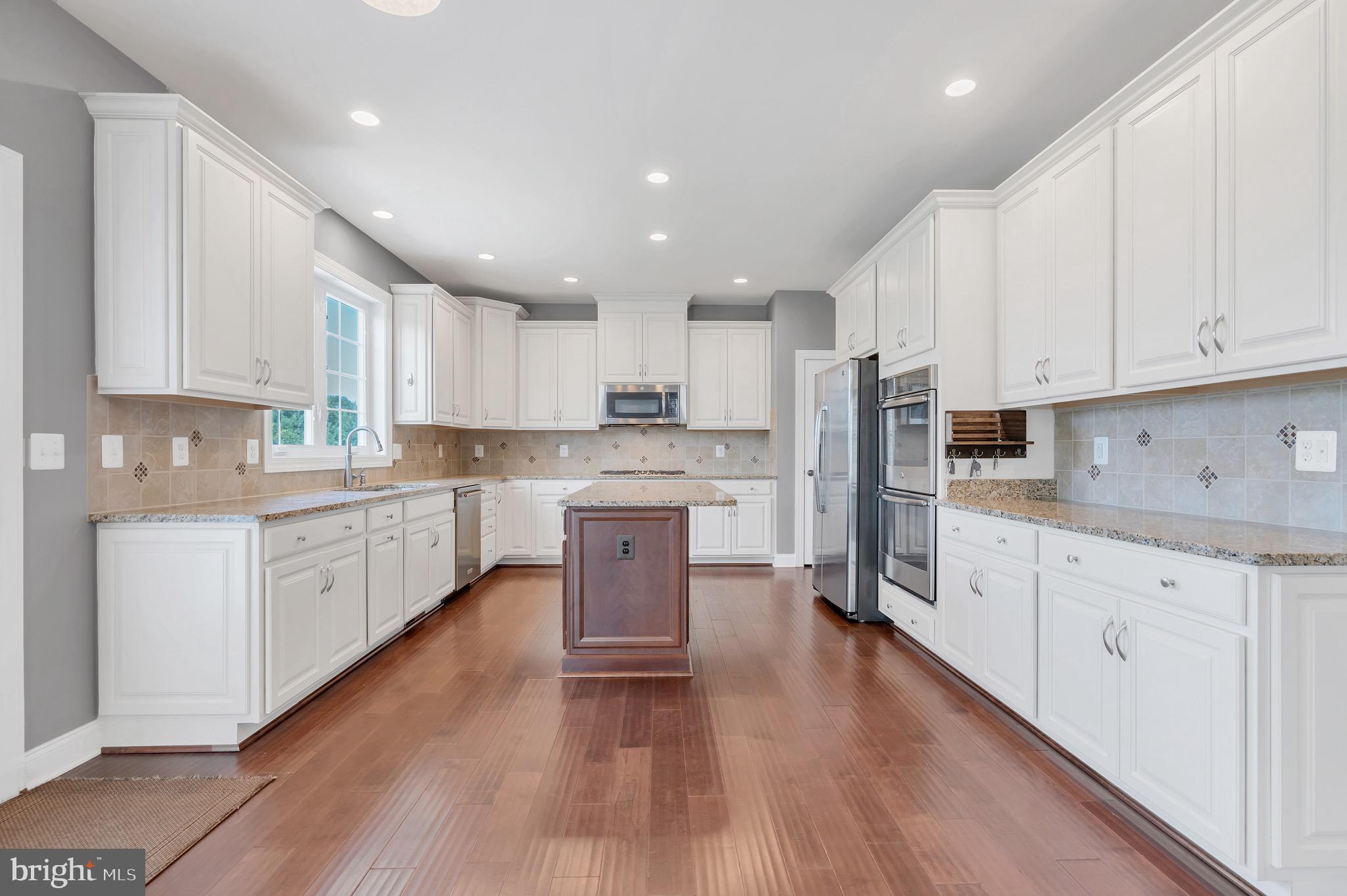 DOMINION VALLEY COUNTRY CLUB - Residential