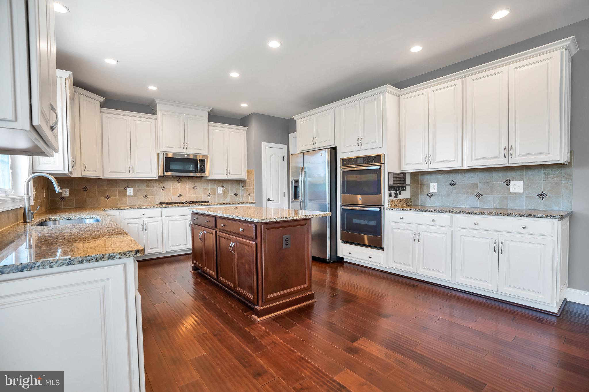 DOMINION VALLEY COUNTRY CLUB - Residential