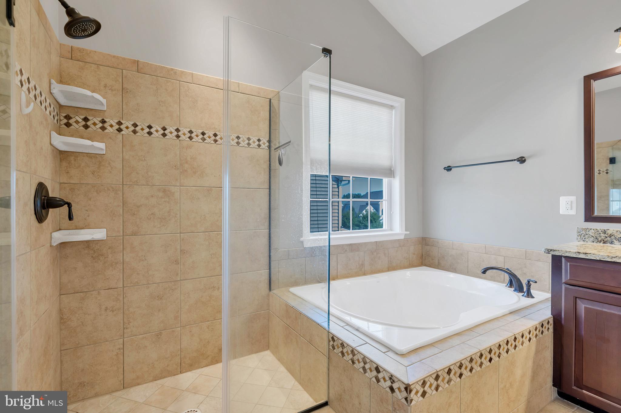 DOMINION VALLEY COUNTRY CLUB - Residential