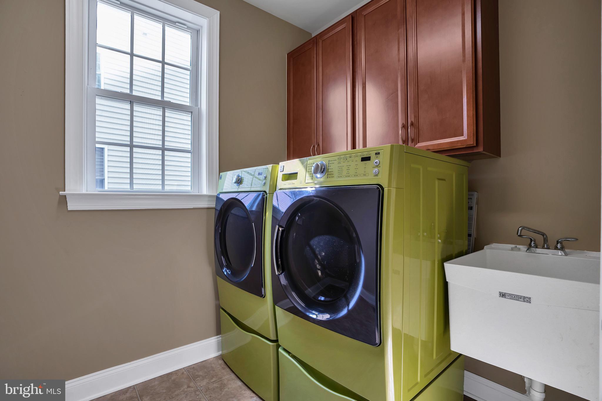 DOMINION VALLEY COUNTRY CLUB - Residential