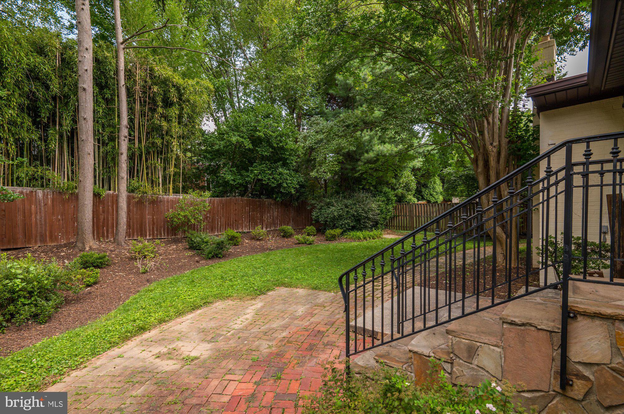 SOMERSET HEIGHTS - Residential Lease