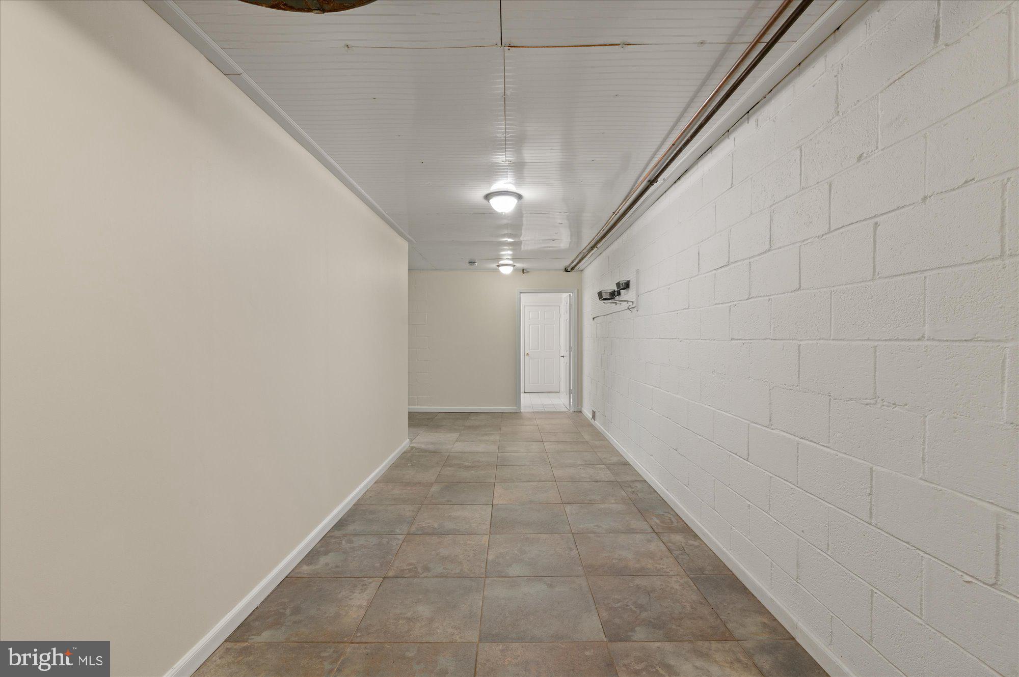 SOMERSET HEIGHTS - Residential Lease