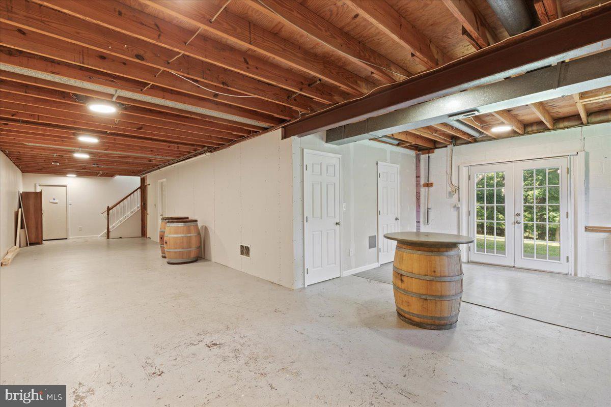 SOUTH HILL ESTATES - Residential