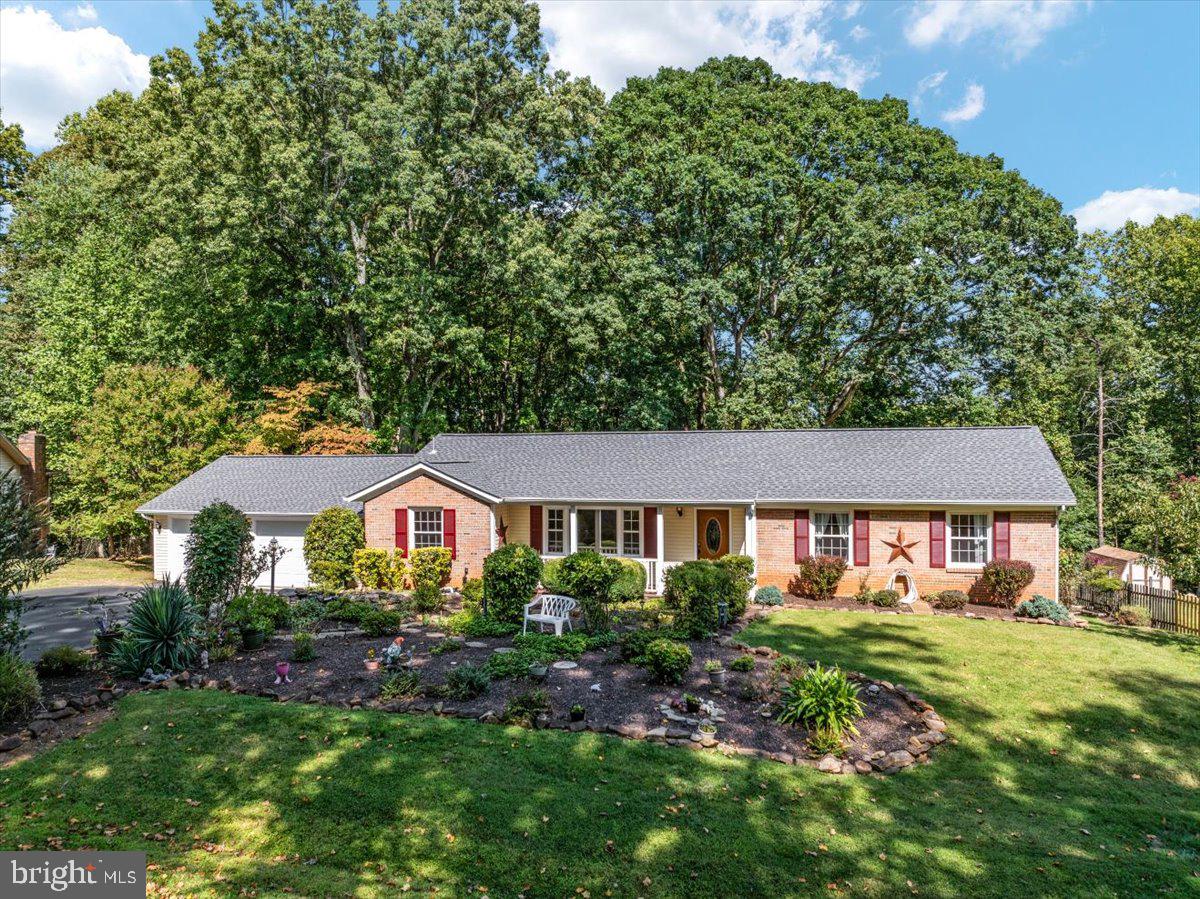 SOUTH HILL ESTATES - Residential