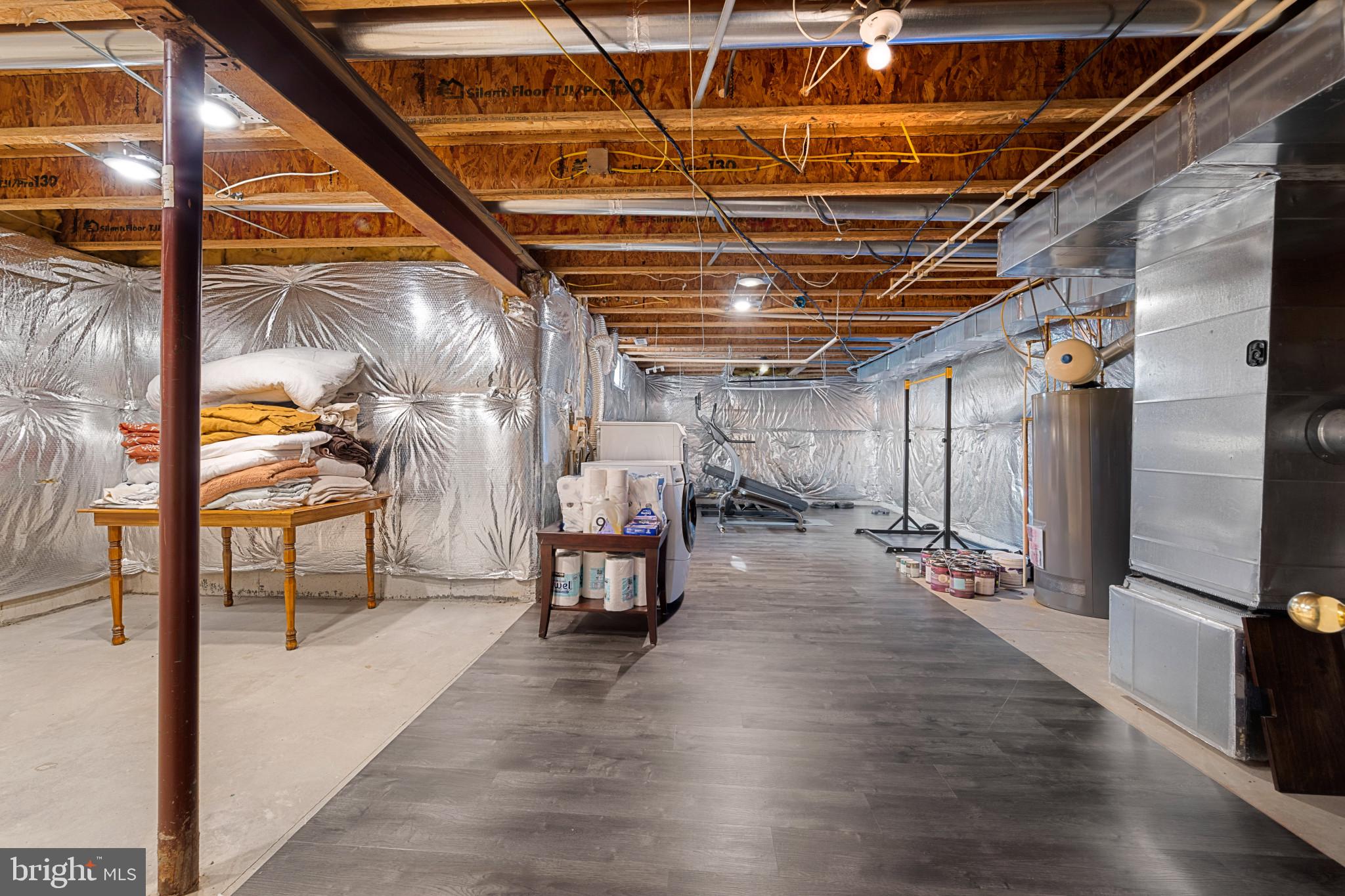 WHITTIER POND - Residential