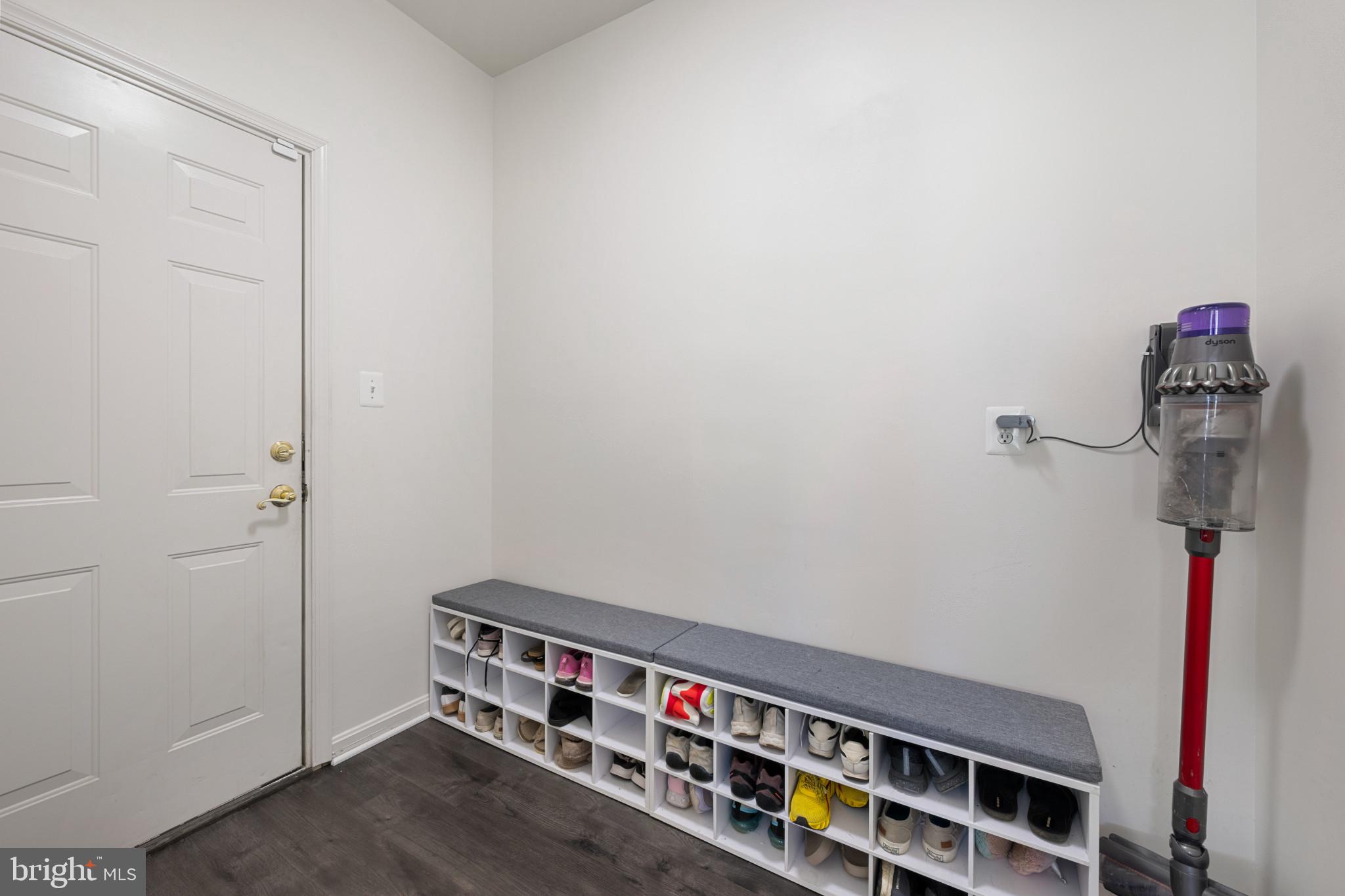 WHITTIER POND - Residential