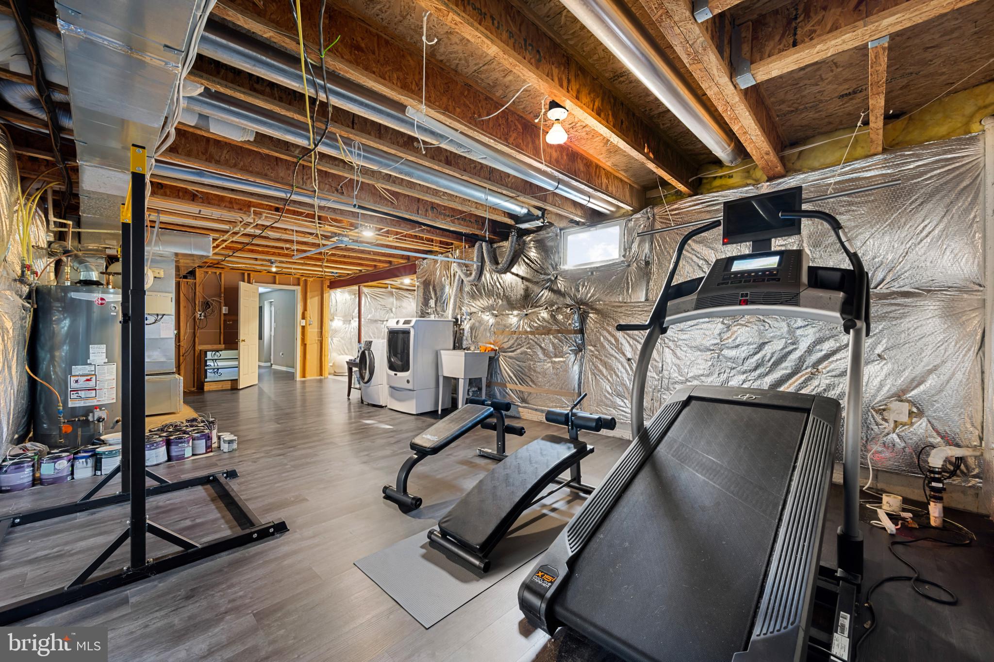 WHITTIER POND - Residential