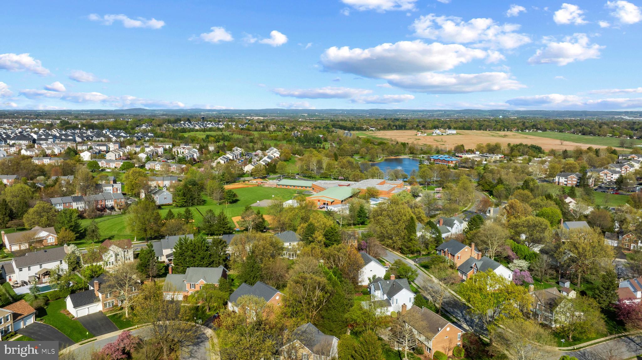 WHITTIER POND - Residential