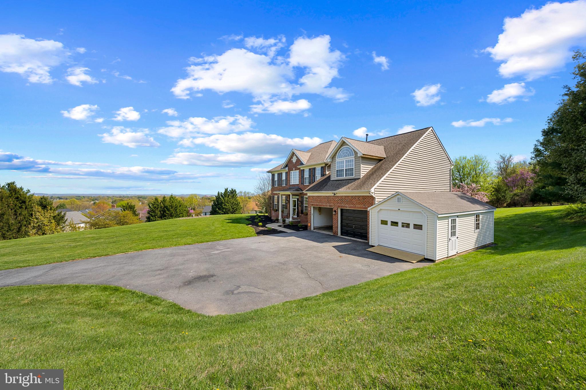 WHITTIER POND - Residential
