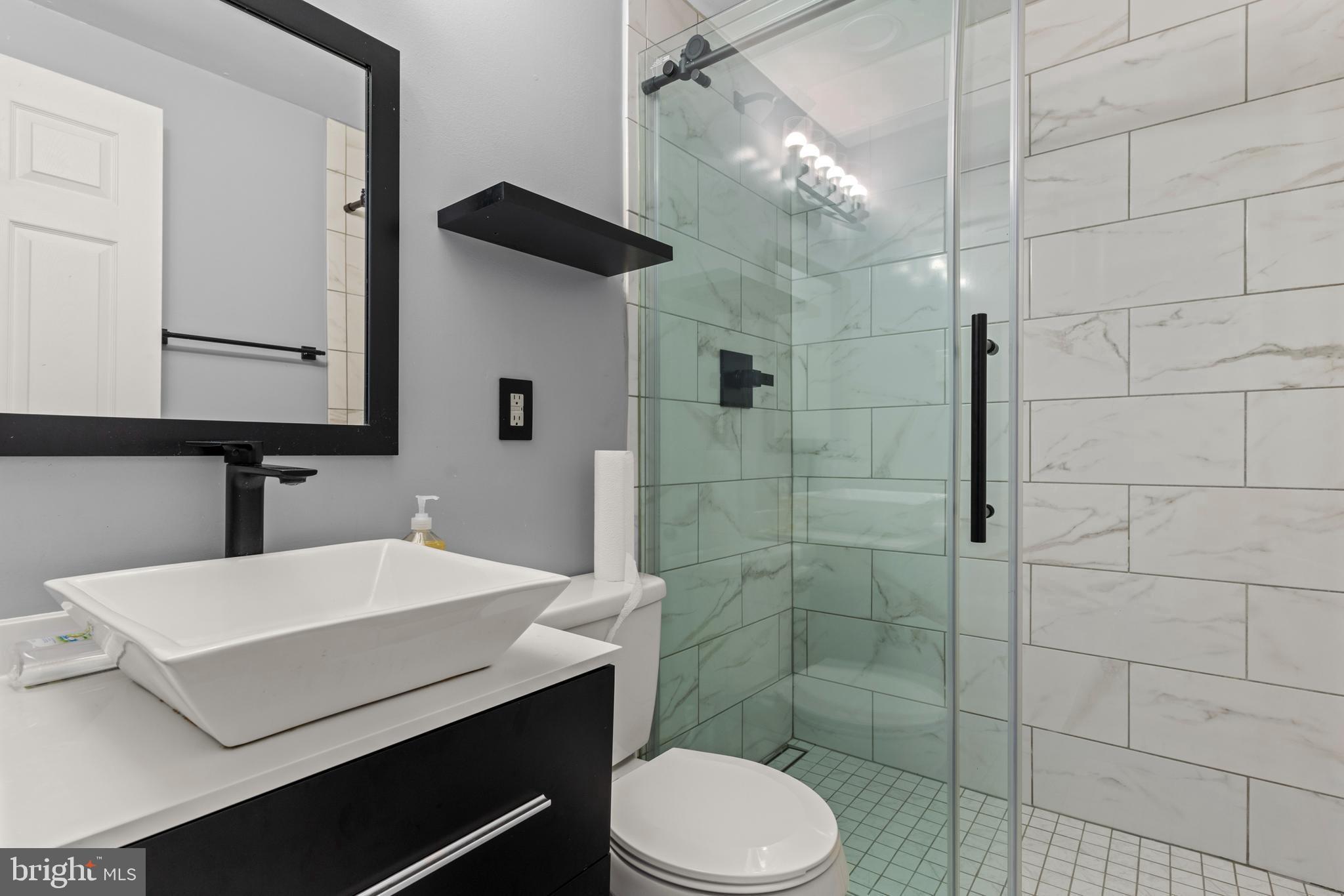 WINDMILL SQUARE - Residential Lease