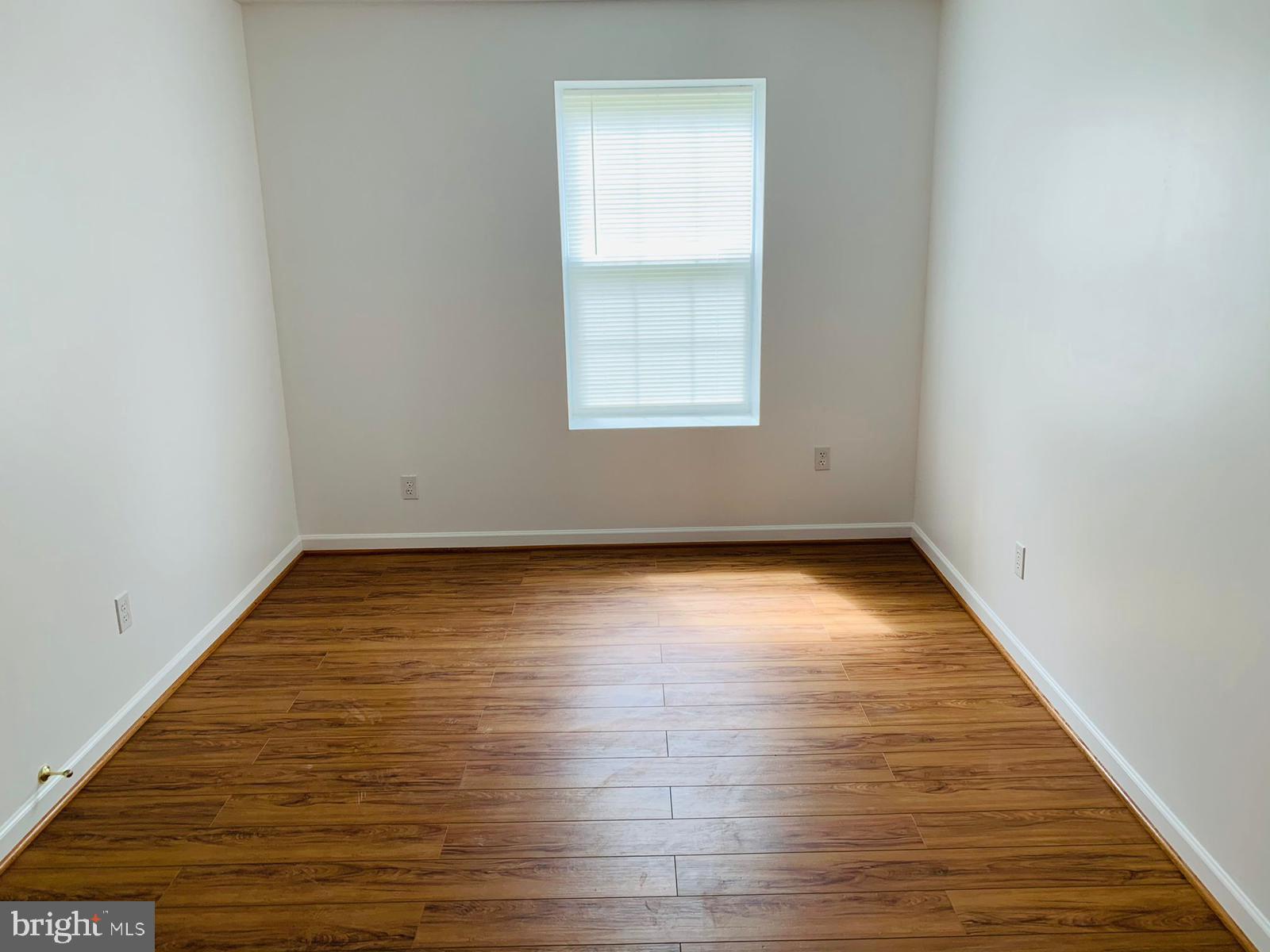 EAGLES POINTE - Residential Lease