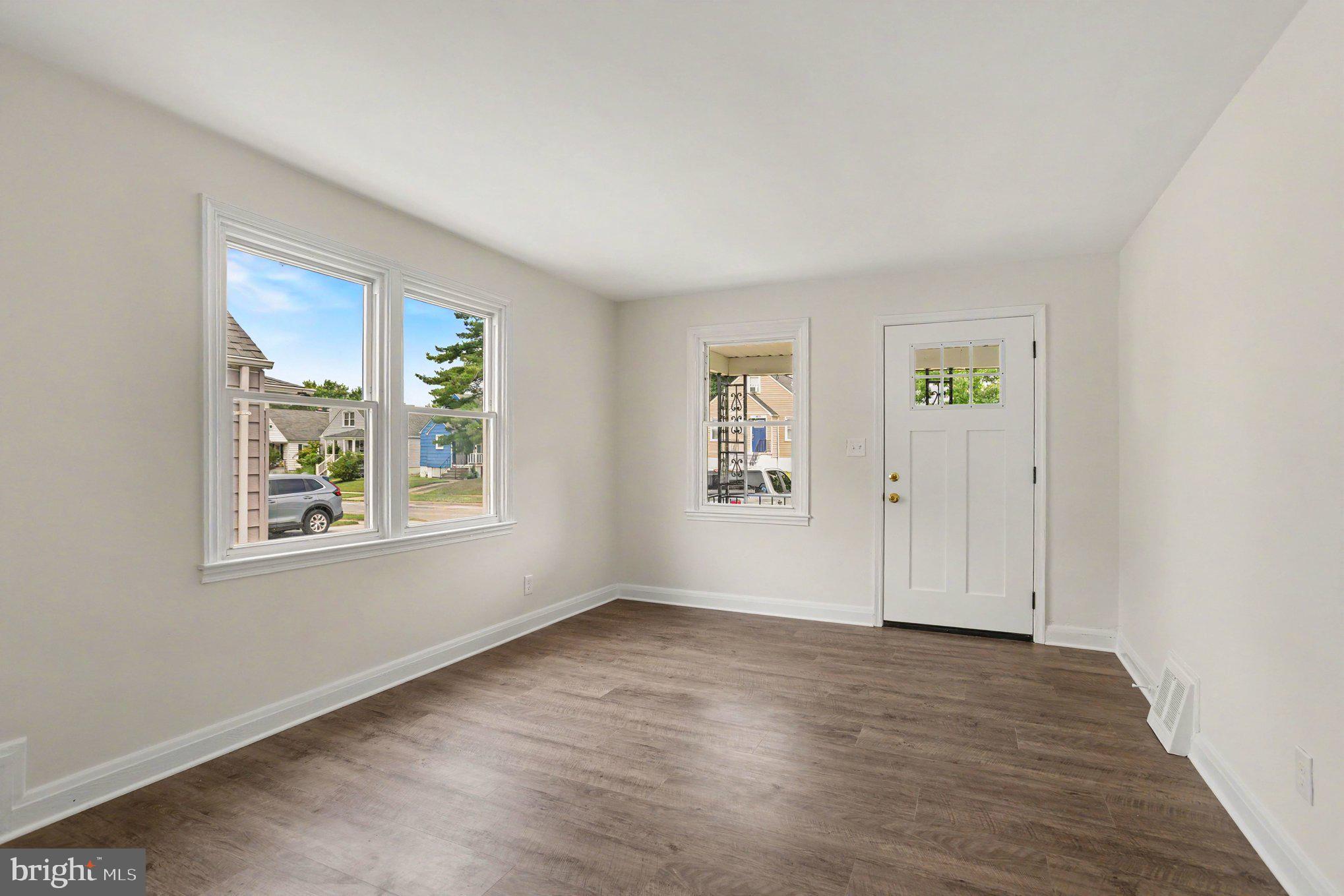 2513 CANTERBURY ROAD