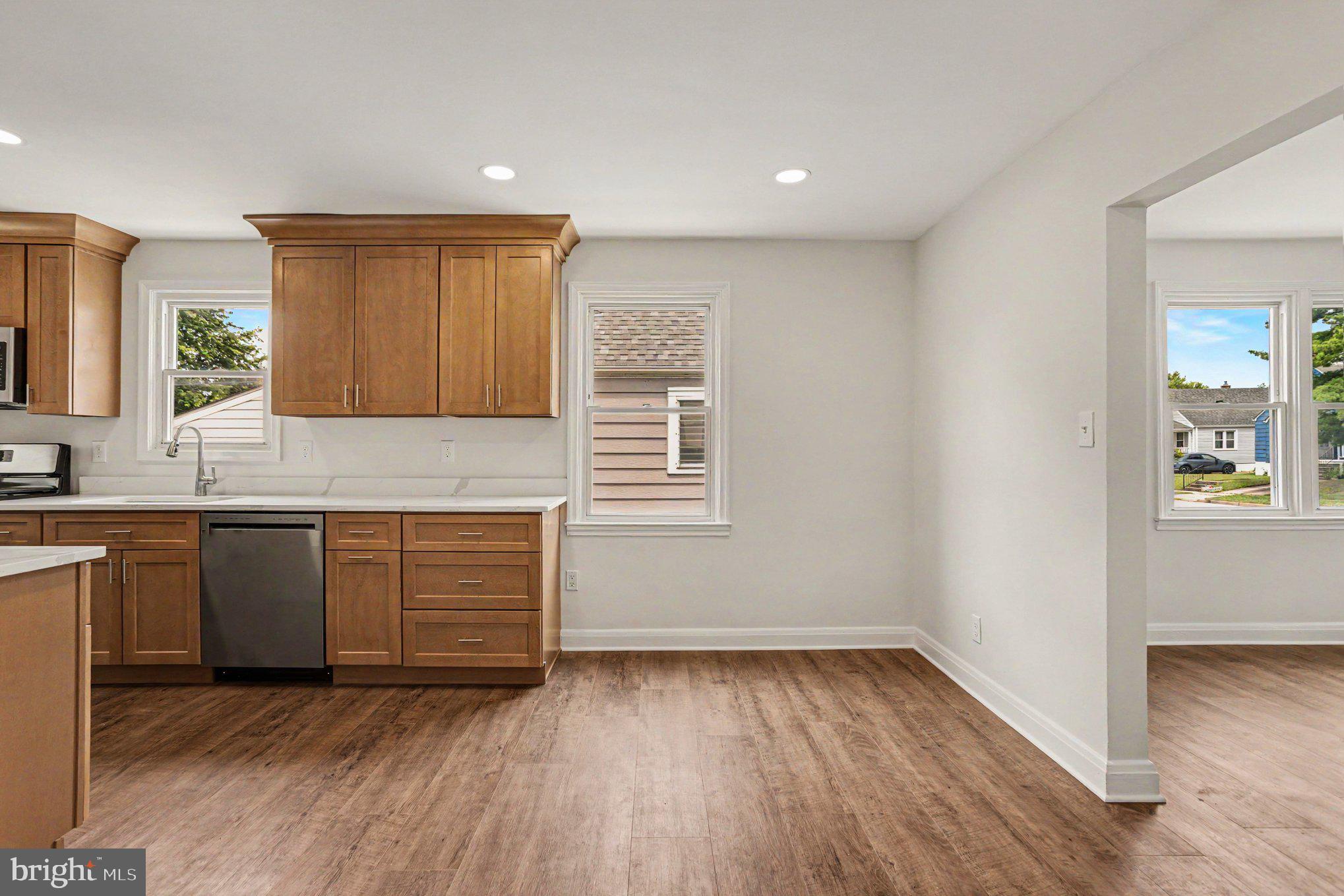 2513 CANTERBURY ROAD