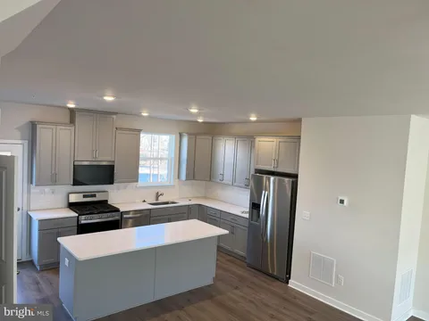 MLS: PAMC2130572