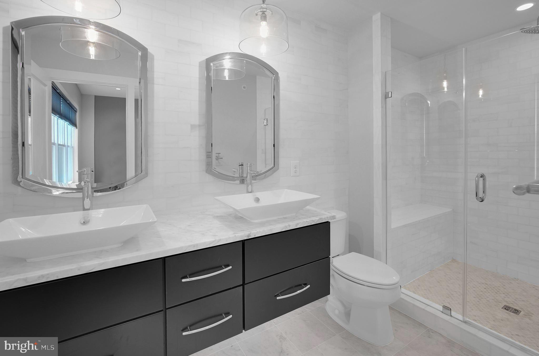 OLD TOWN ALEXANDRIA - Residential