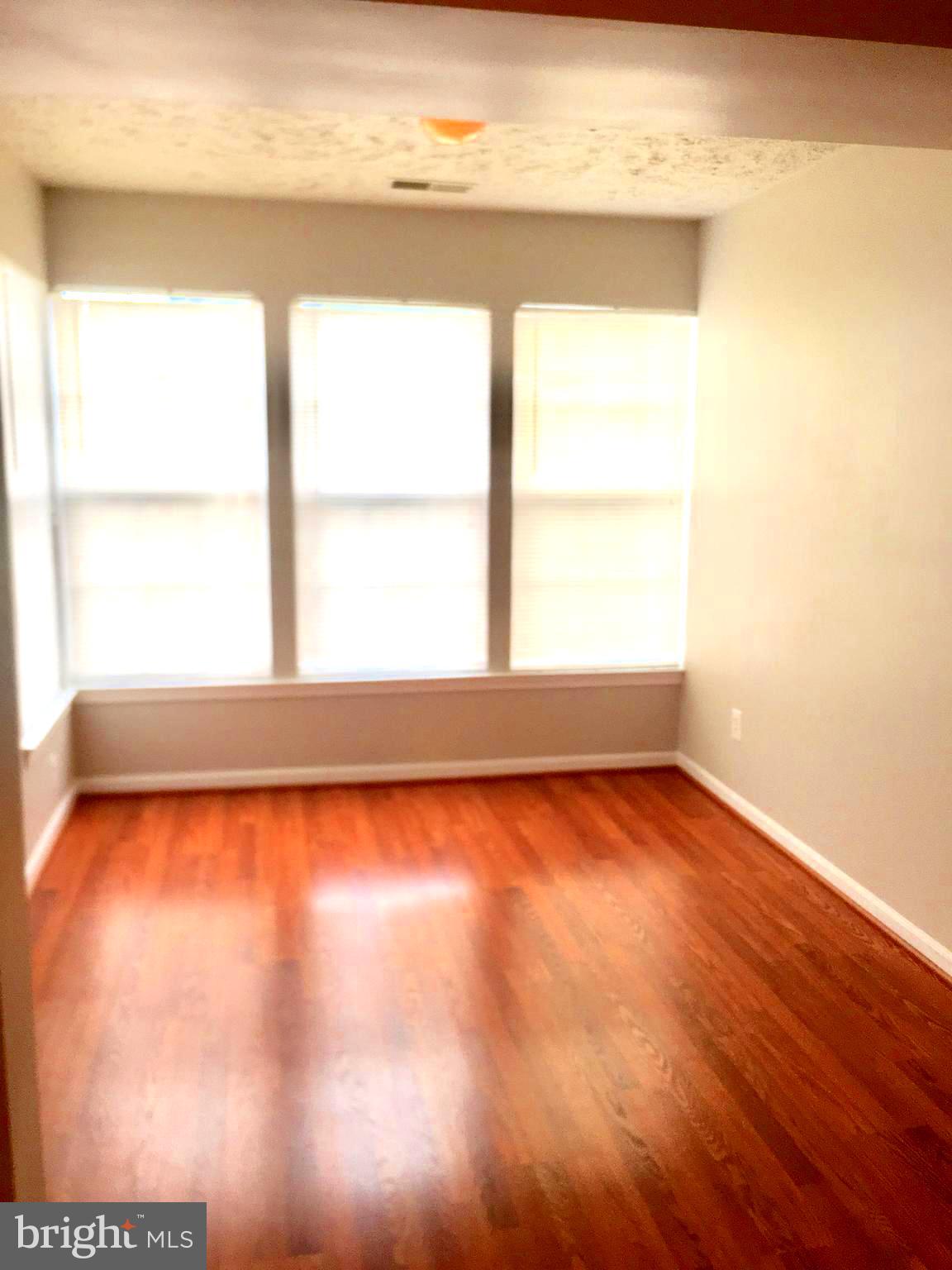 SHERBROOKE CONDO - Residential Lease